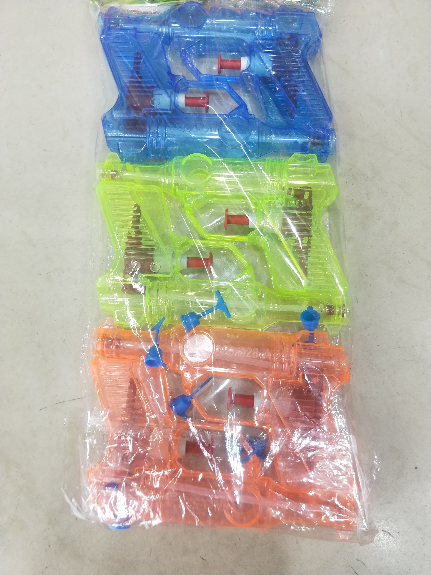 塑料透明普通水枪玩具戏水玩具批发图