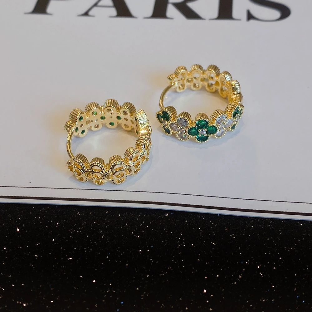 The exquisite and high-end green leaf ear loops and earrings are the same style as those in the 2022 autumn and winter live stream detail image 2