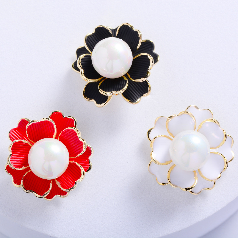 Korean-style fashionable casual fashion trend flower brooch, versatile creative fashion accessory, personalized small collar pin, personalized style Specification image