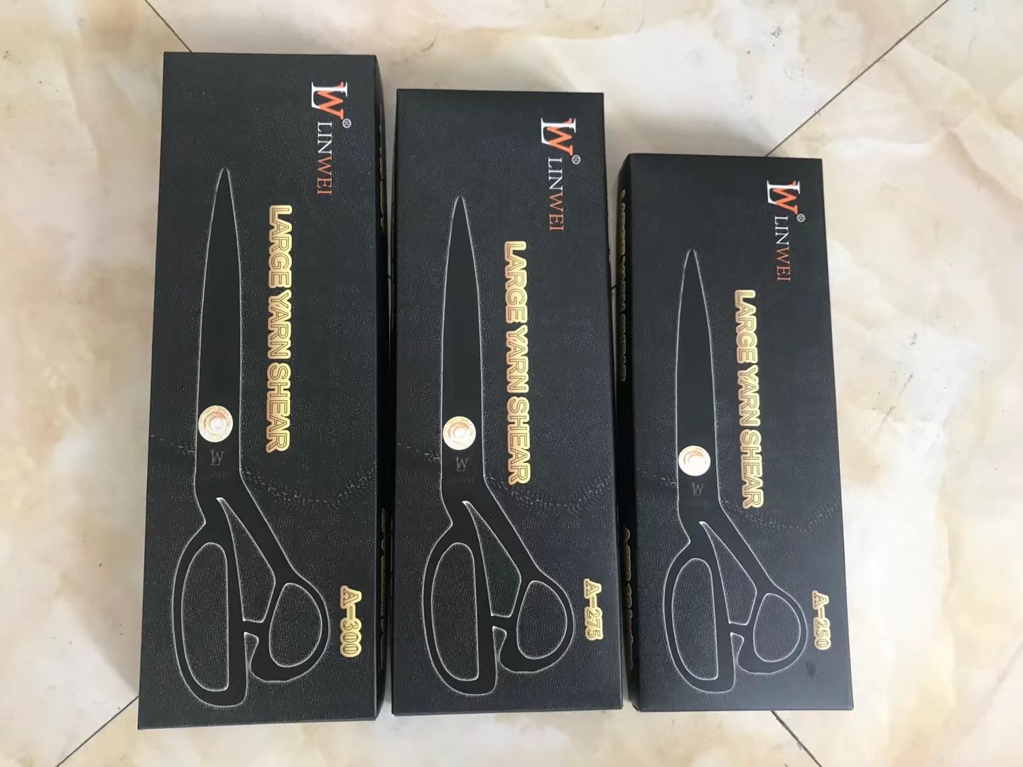 剪刀办公文教 刀剪工具 裁缝剪刀 黑色裁缝剪刀 黑色裁缝剪刀盒装 五金工具 刀具剪具详情图9