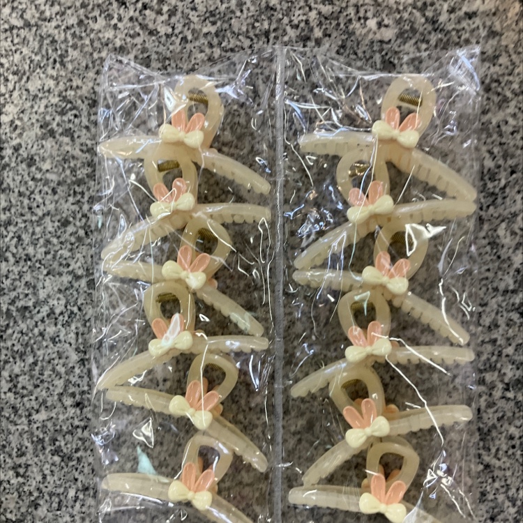 Cartoon beige big claws