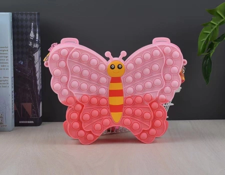 The pink bee bag is a pioneer in rat extermination