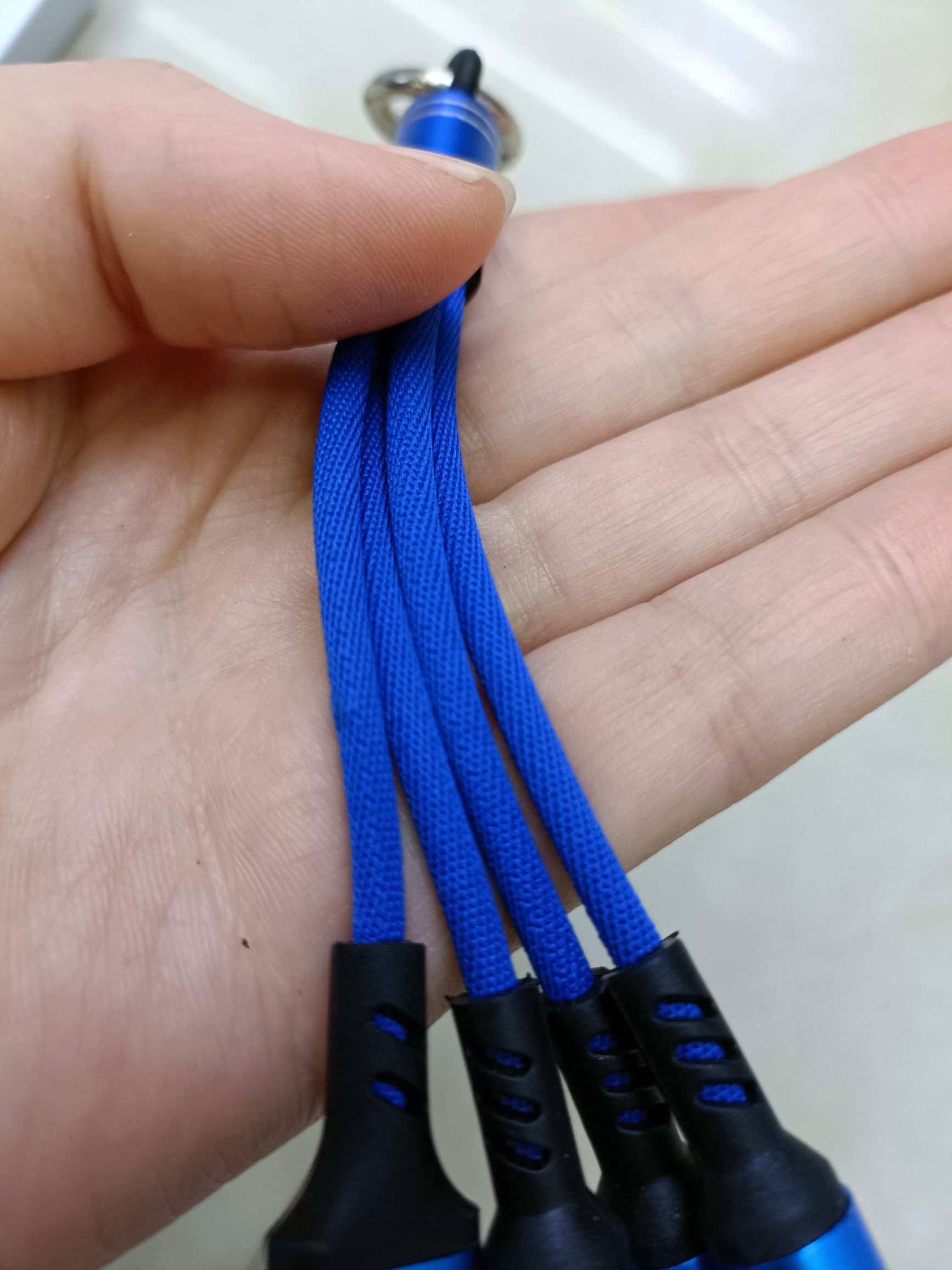 Fabric four-in-one keychain data cable detail image 8