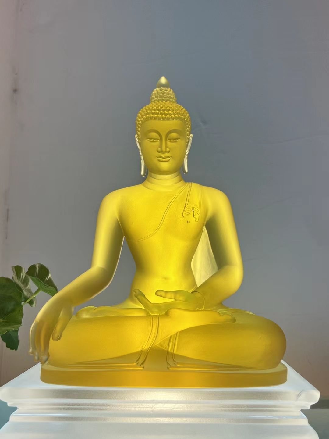 "Free shipping for home decoration of home Buddhist halls and decorative handicrafts of water glazed Bodhisattva Buddha statues from Helian Culture.