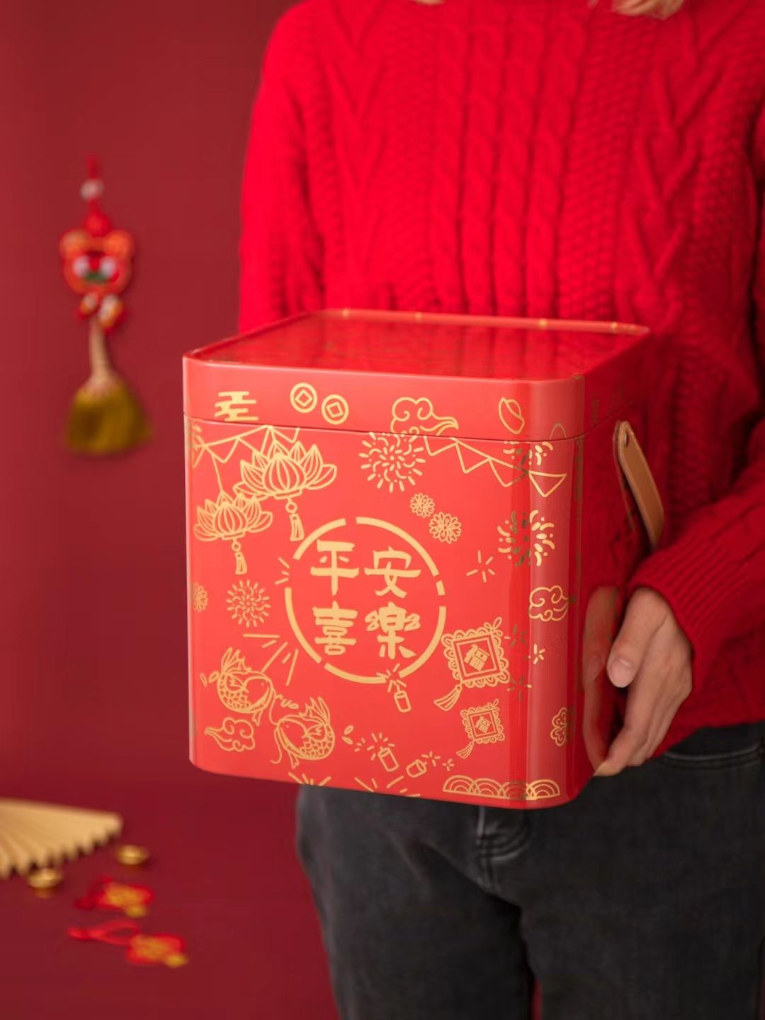 新年礼盒/金属礼盒/包装盒白底实物图