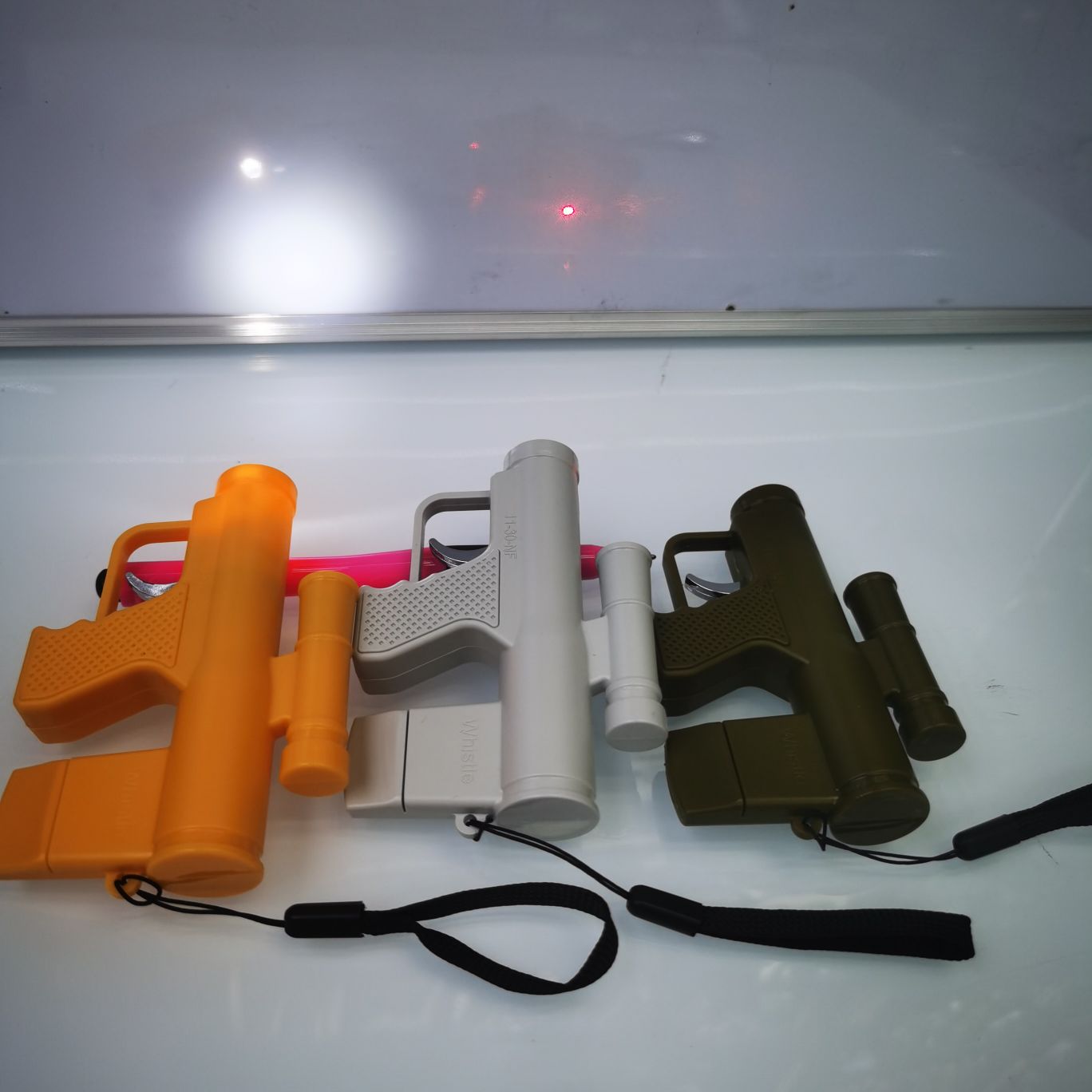 Laser toys, laser three-in-one function LED flashlight, laser light whistle Specification image