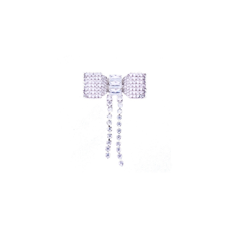 036 Korean version fashionable and elegant Ginkgo leaf trendy European and American style round brooch cute, simple and individual fashionable and cute women's accessory clothing accessory brooch Item Picture