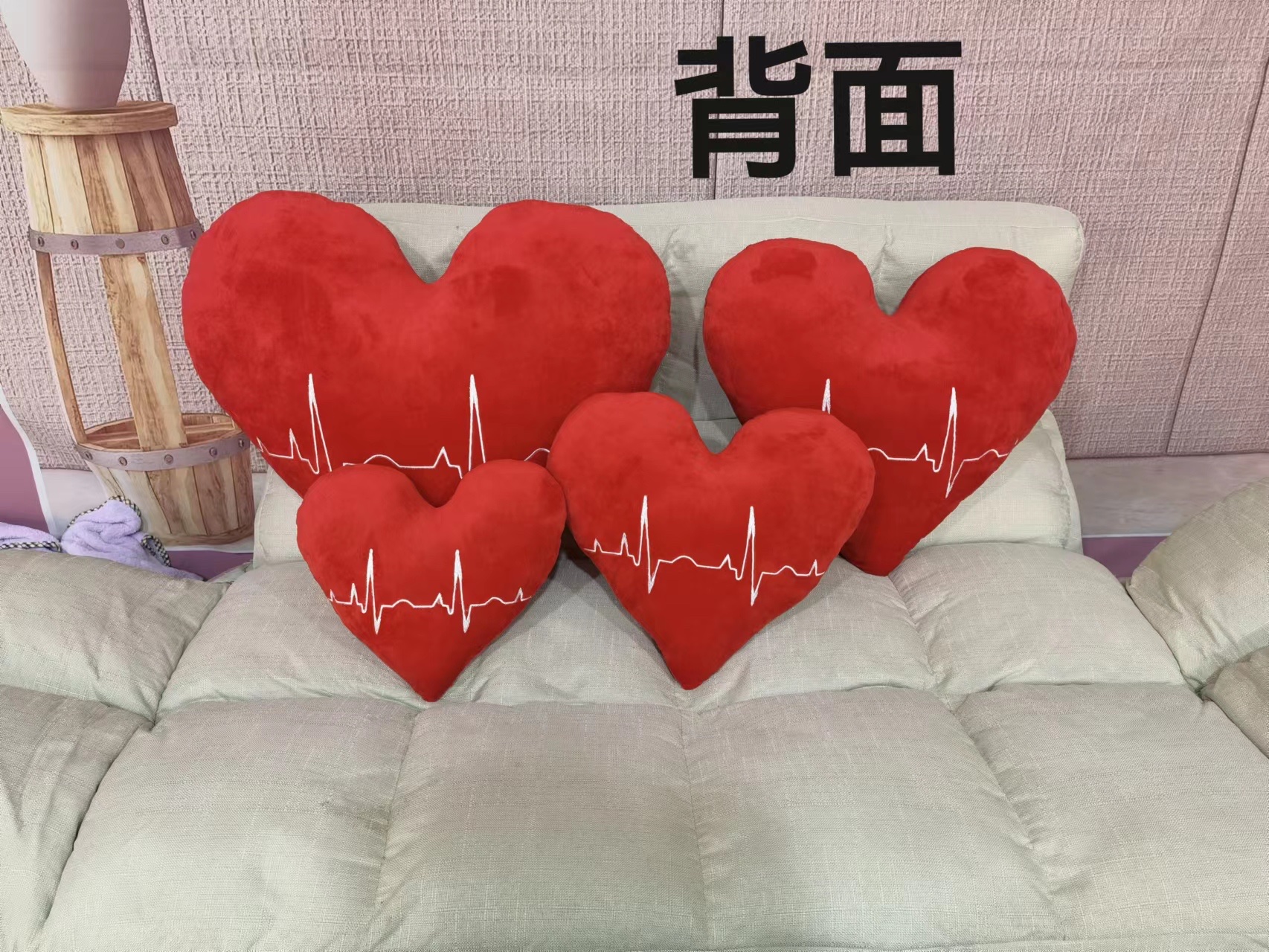 毛绒玩具可爱红色爱心抱枕尺寸50-40-30-25CM毛绒1