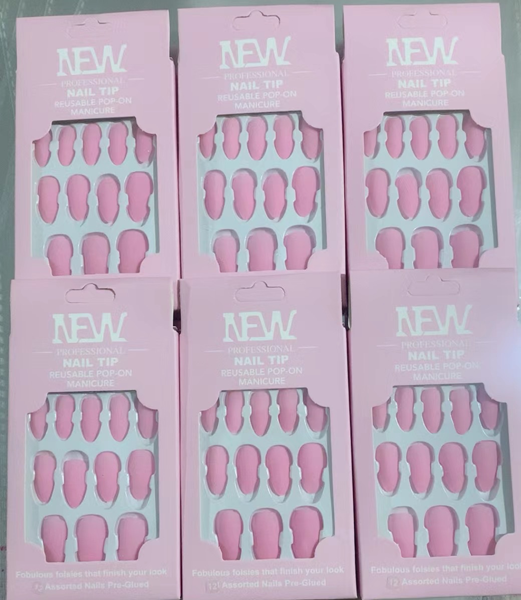 Wearing nails, false nail patches, manicure Specification image