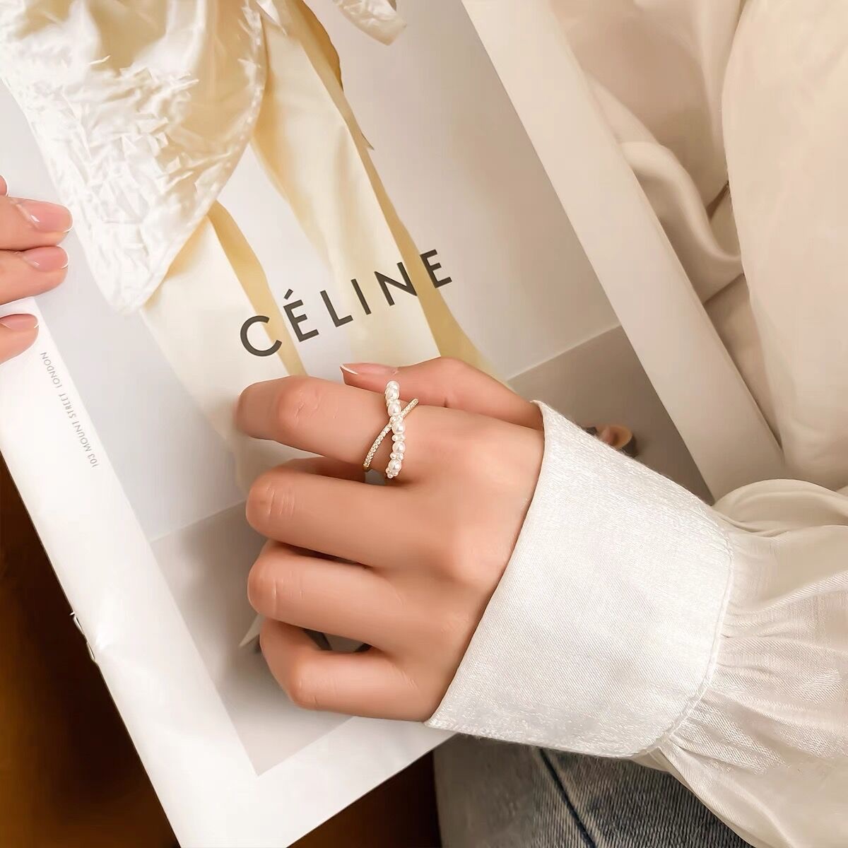 East Gate Ins Pearl Ring Female Fashion Trend Open Index Finger Ring Cold Wind Net Red Diamond Ring Wholesale full figure