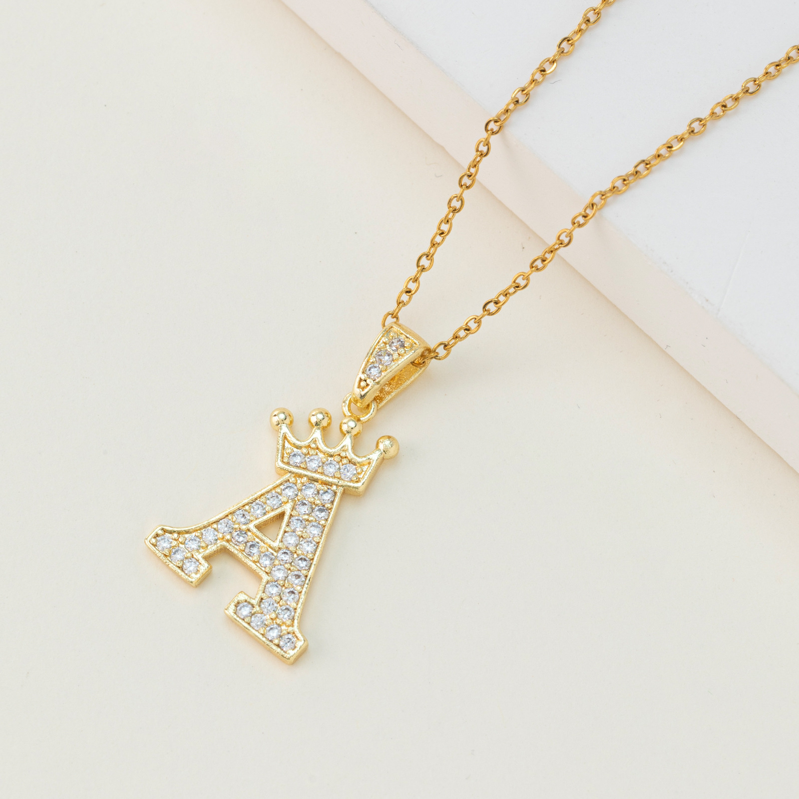 Cross-border bestseller accessories: European and American hip-hop pendant, stainless steel necklace, collarbone chain, simple 26 English letters Specification image