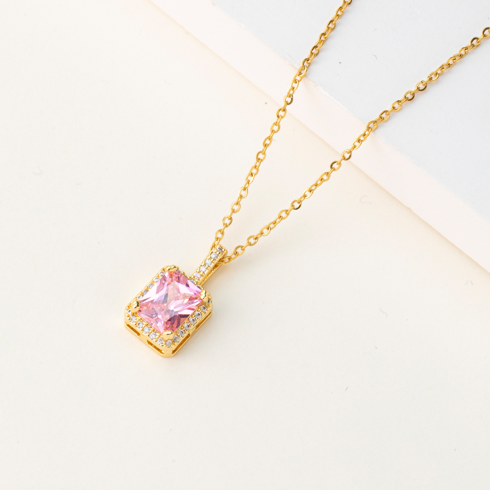 AAA Zircon inlaid necklace pendant necklace, fashionable European and American quality collarbone chain, cross-border supply source manufacturer details Picture