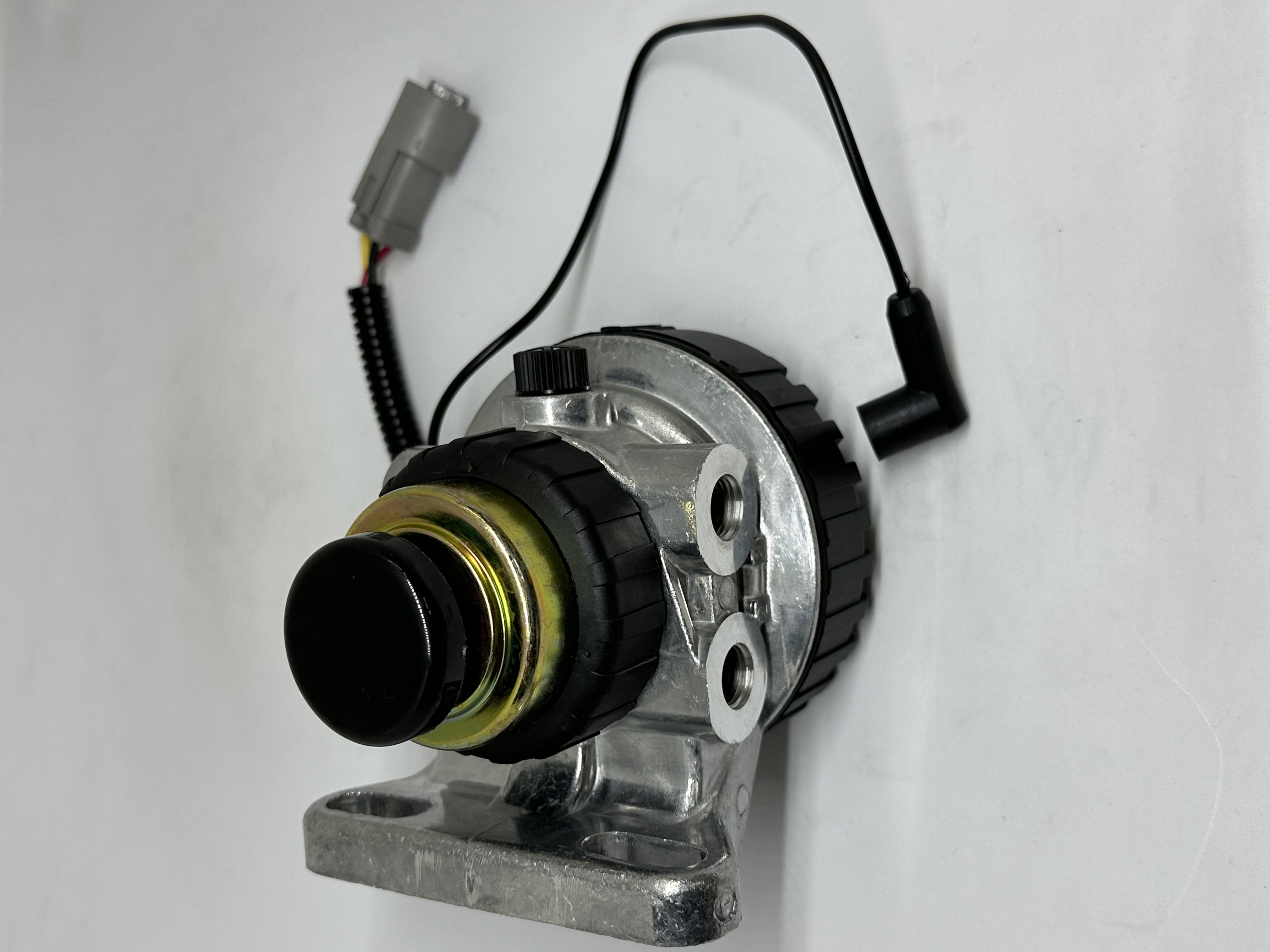 Diesel filter base for construction machinery parts with sensor wire RE541922 P551433 Item Picture