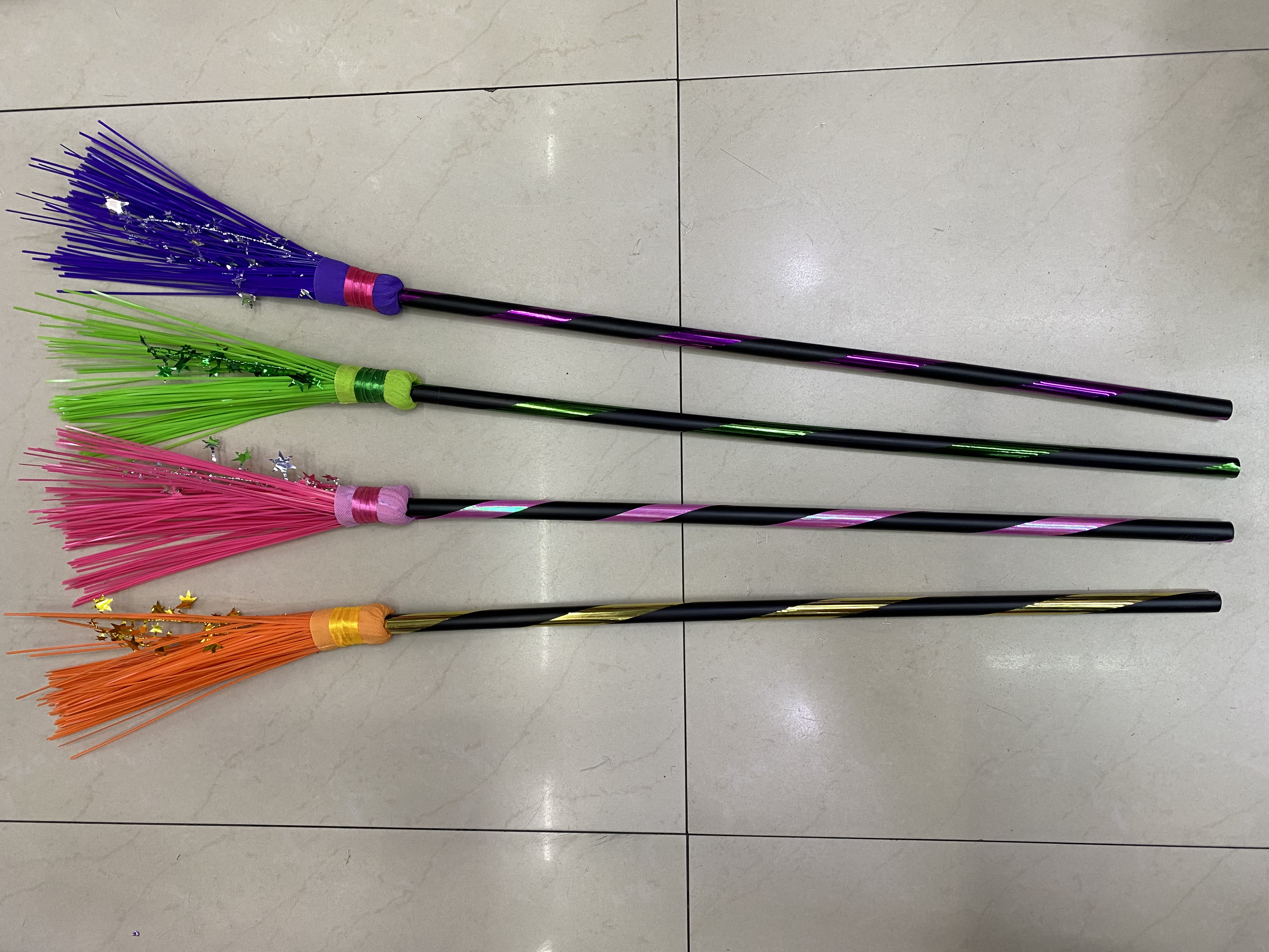 Halloween witch broom, Halloween costume children witch broom magician decoration prop makeup Devil ball weapon http://detail.m.168 details Picture