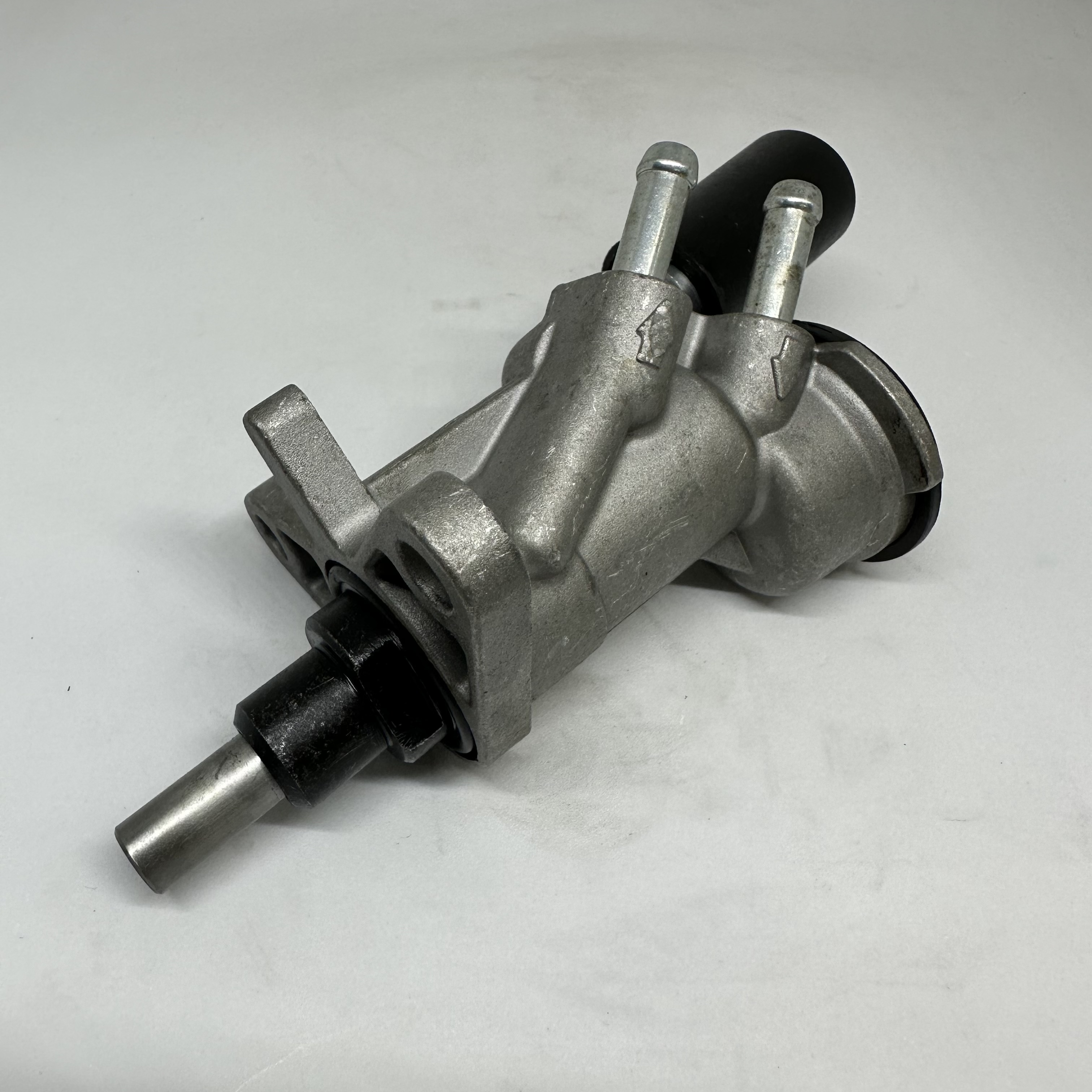 تنطبق على مضخة نقل الوقود الميكانيكية Deutzz2011، 04103662. Specification image