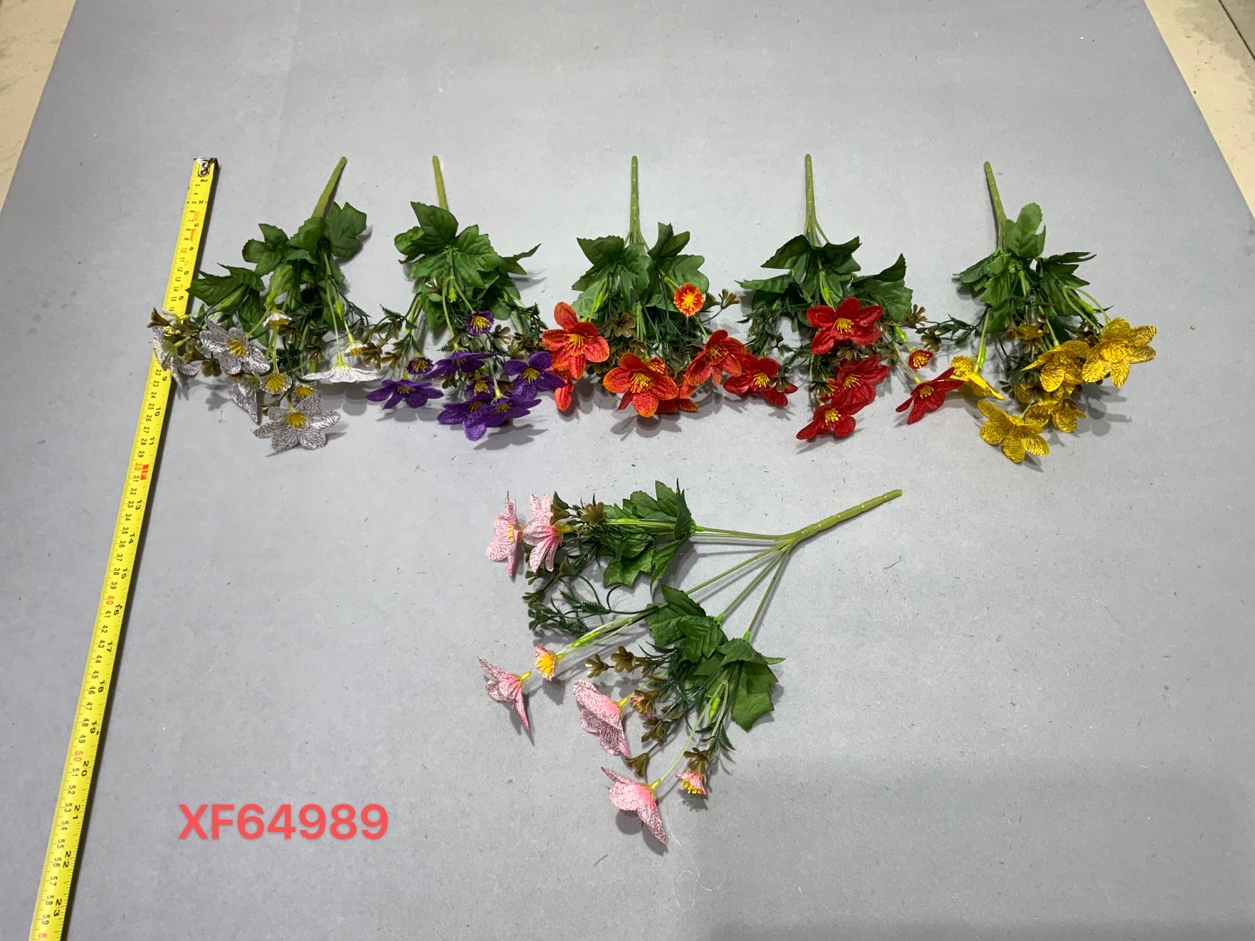 向菲花行XF65018，5叉蝴蝶花，塑料和铁丝材质