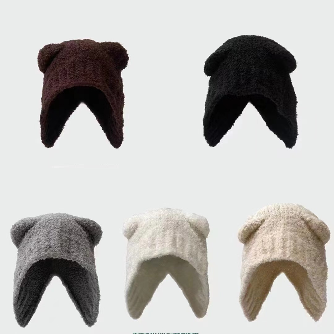 2022 Women's Bear Ear laid-back Style Knitted cap
