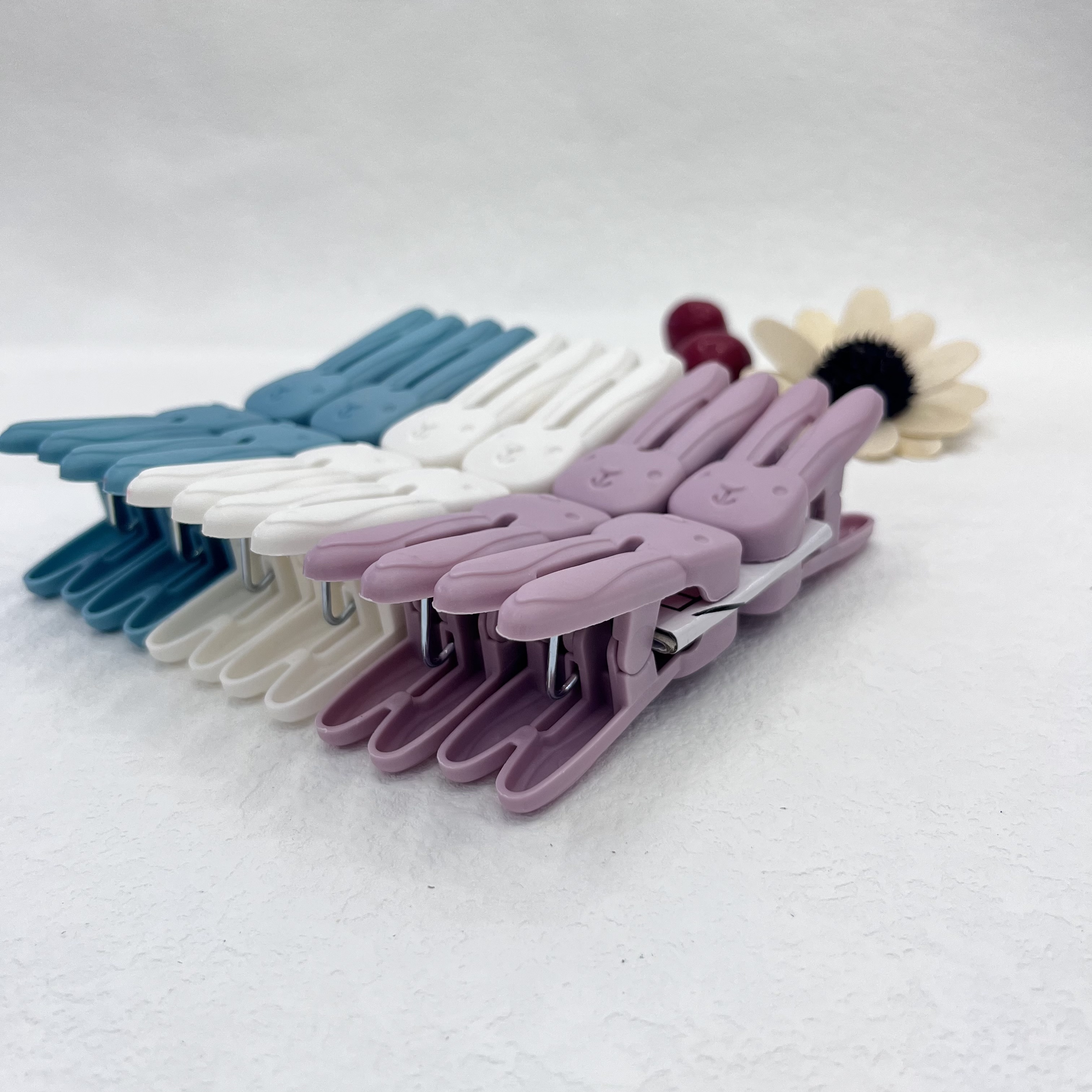 塑料夹子兔子衣夹