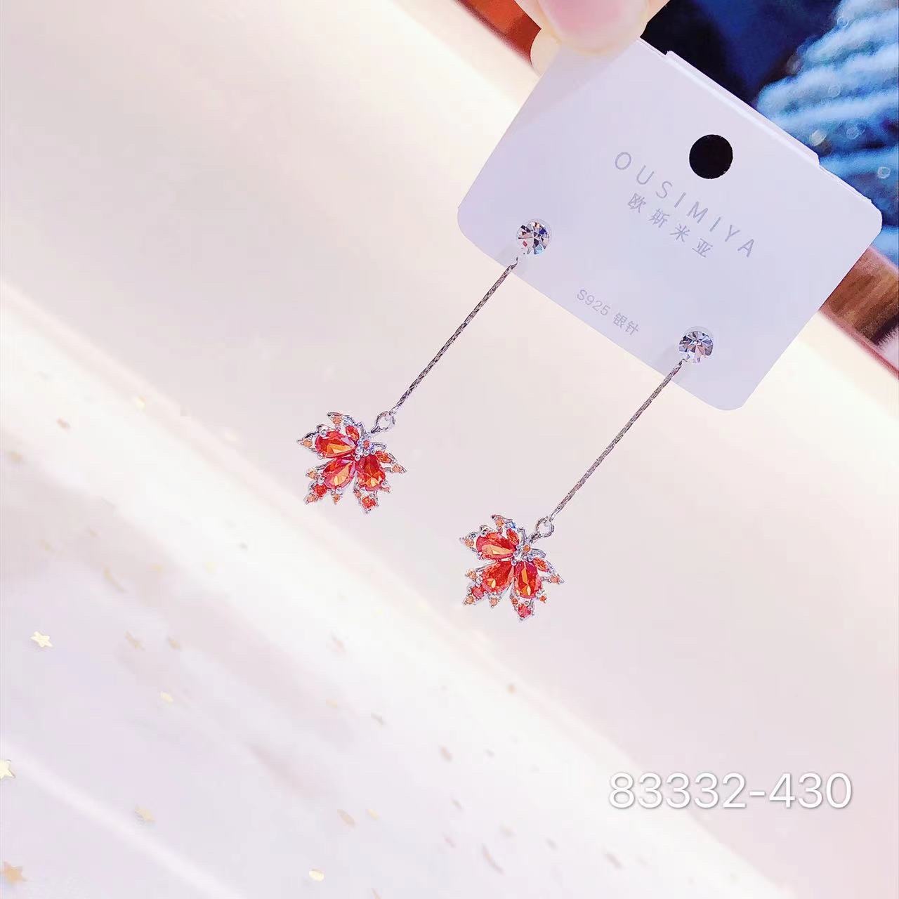 韩版潮流时尚枫叶耳环