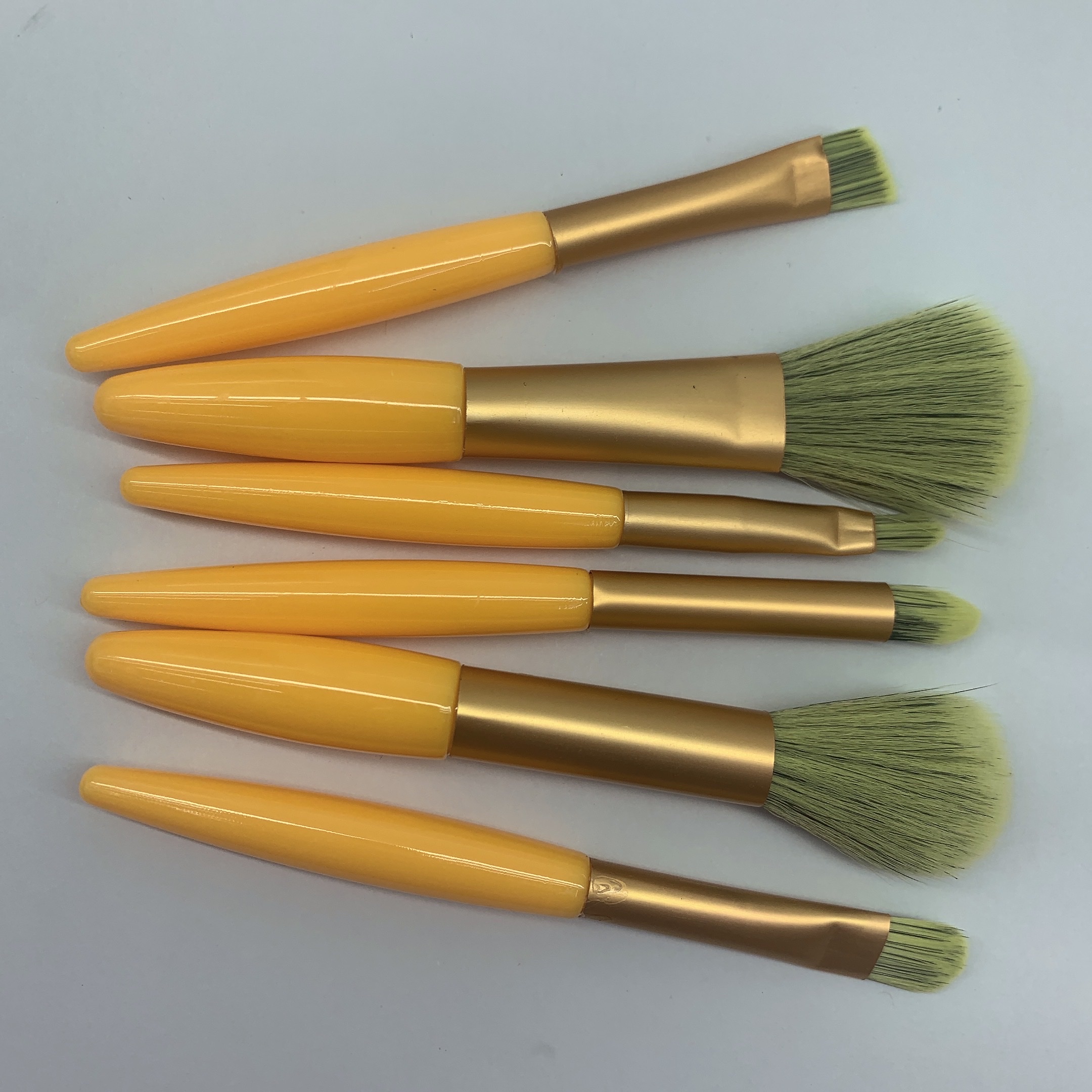Eight Makeup Brush Sets full figure