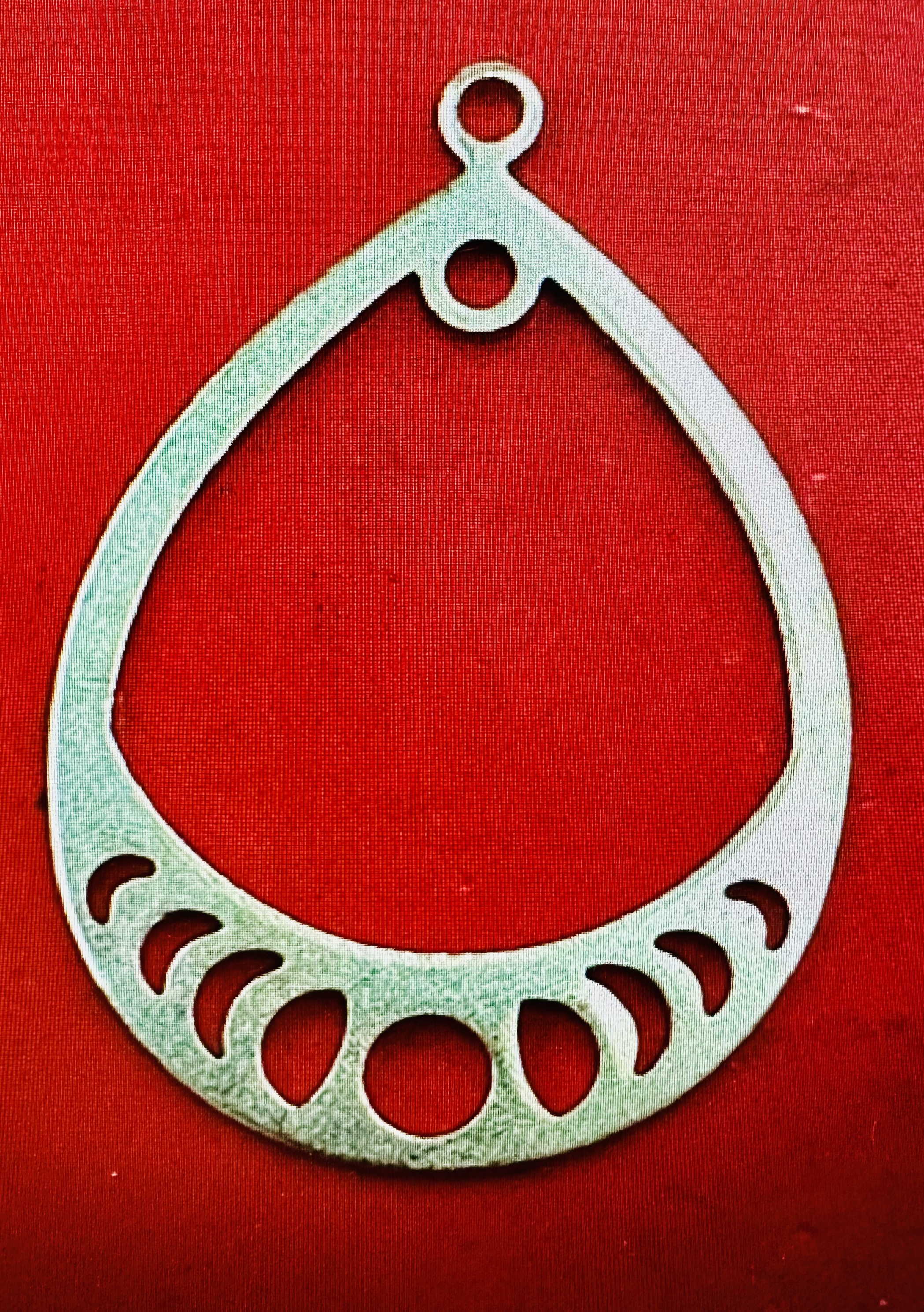 铜镂空水滴片内小镂空上下吊CG03626