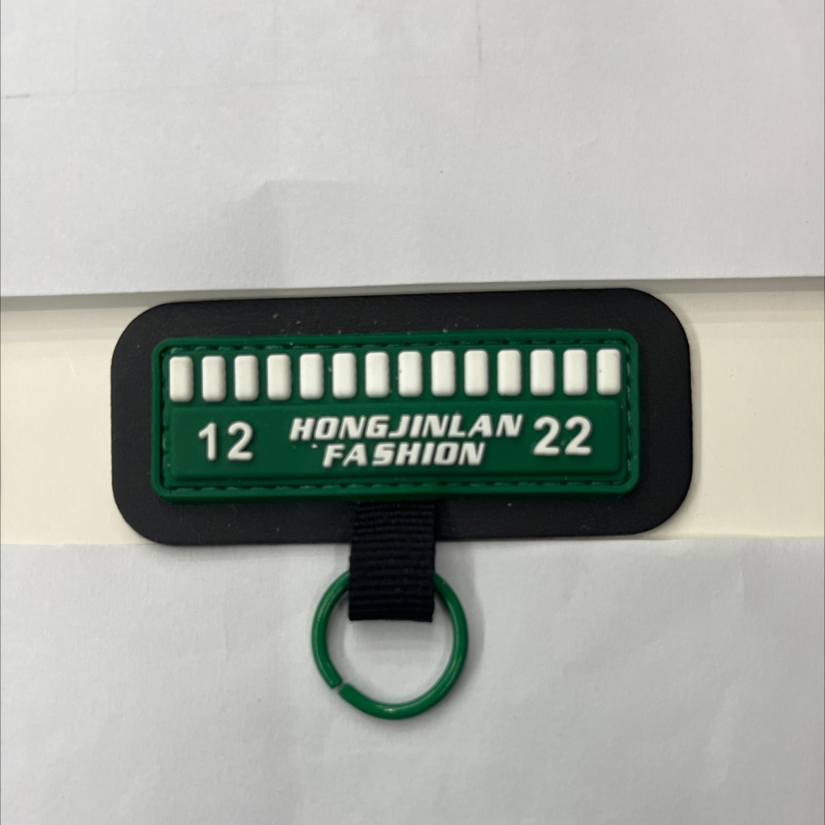 商标辅料/水洗标/服装辅料/布标/数码印刷皮标产品图