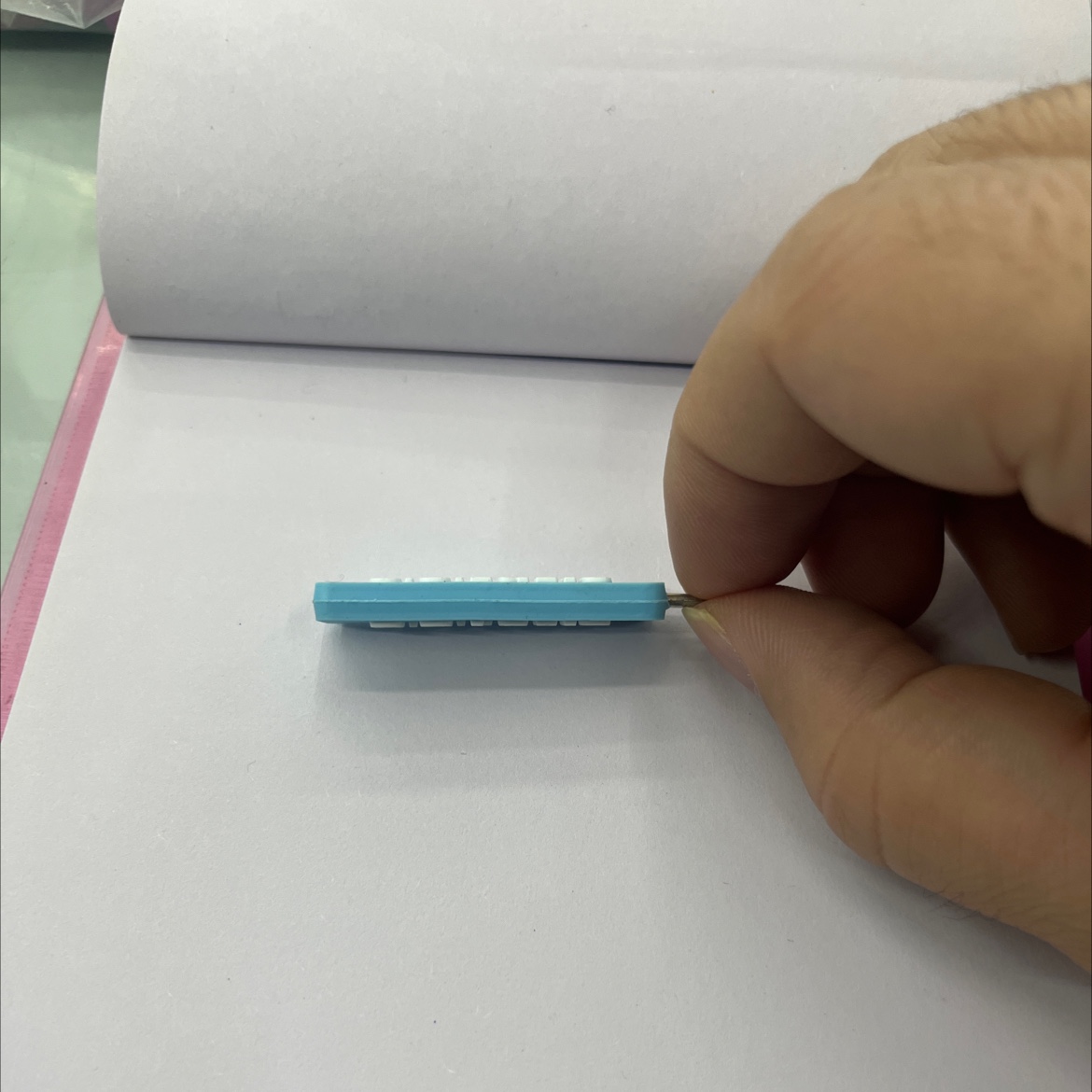 花束刺绣贴/全自动绕线机/包挂绳/锌合金标牌/弹簧扣细节图