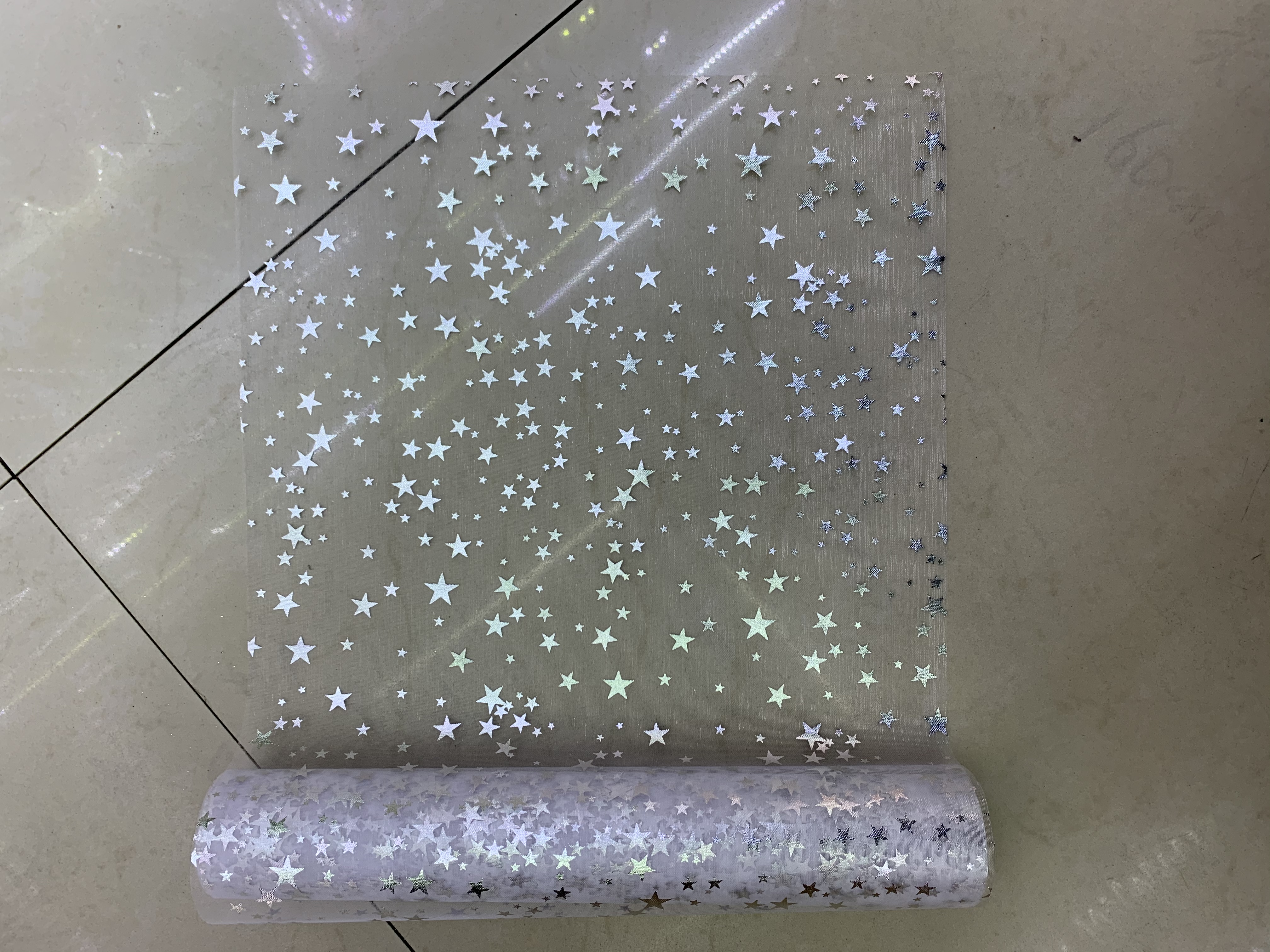 Silver-embossed small five-pointed star gauze roll