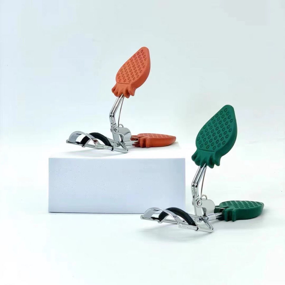مجموعة فردية من رموش الفراولة محمولة من الفولاذ غير القابل للصدأ الطبيعي ذات زاوية عريضة Specification image