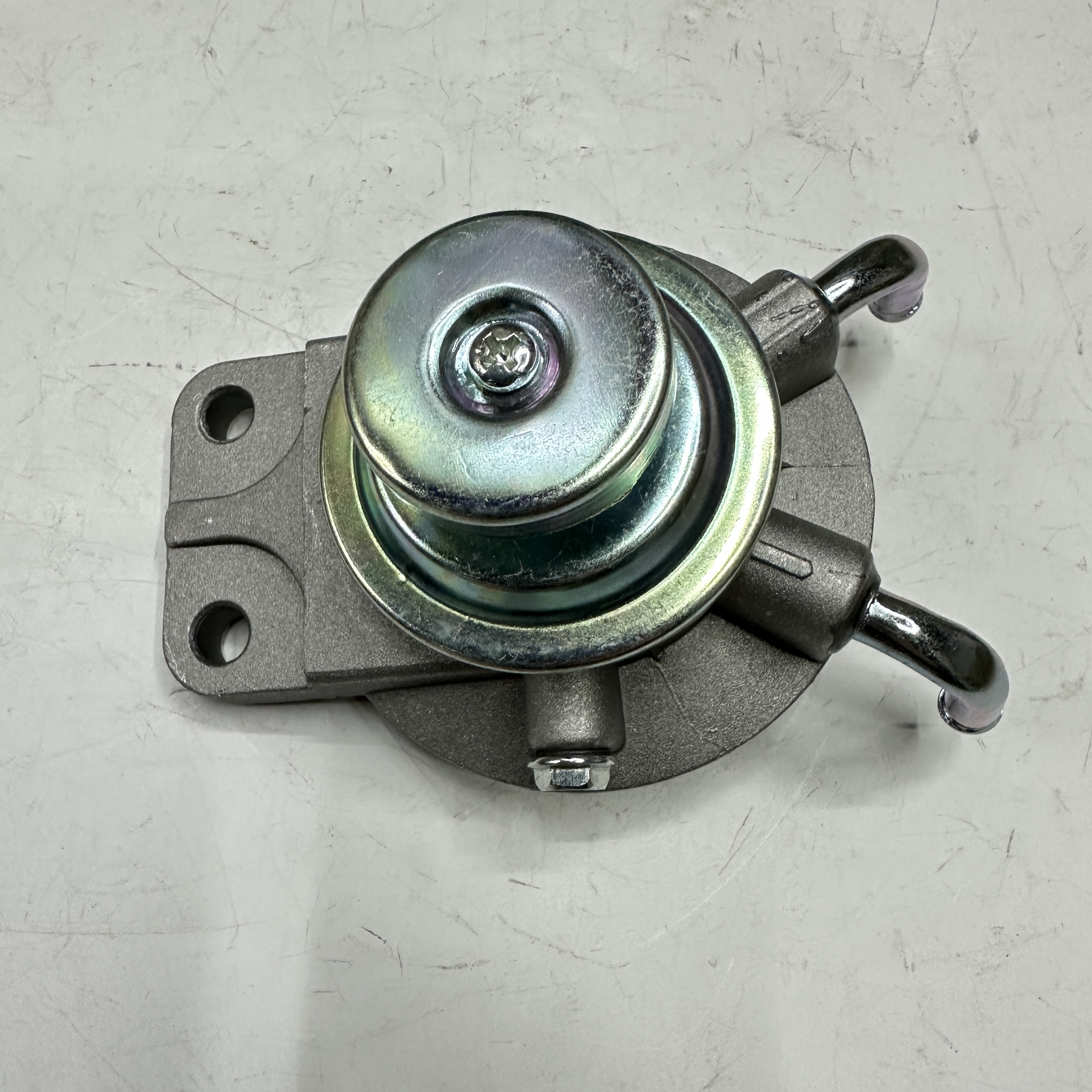 日系皮卡轻卡柴油滤清器底座 MB220900