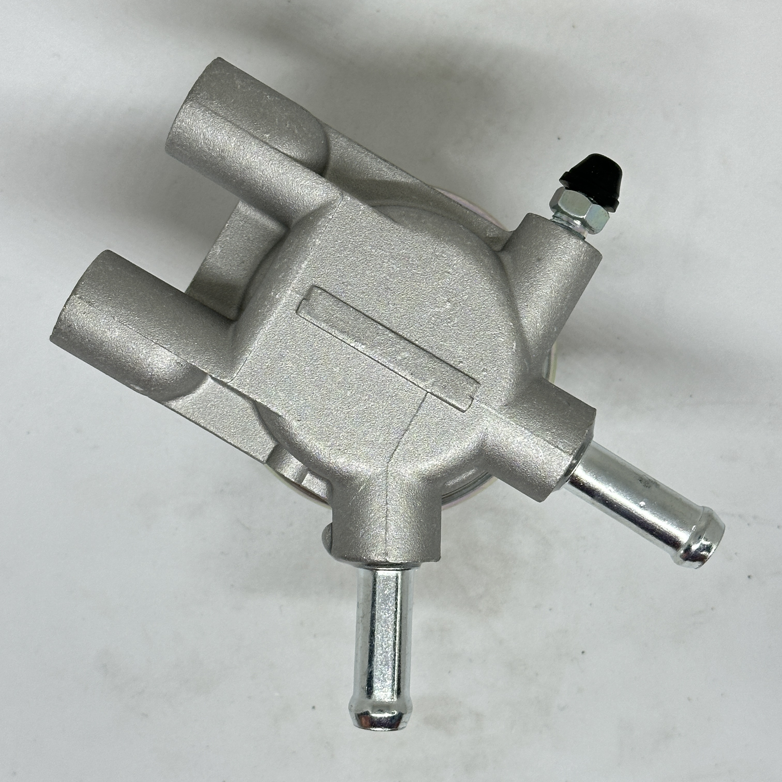 Japanese light truck and pickup diesel filter base 8-98018187-0 8-97948-892-1 8979488921 Application Scenario