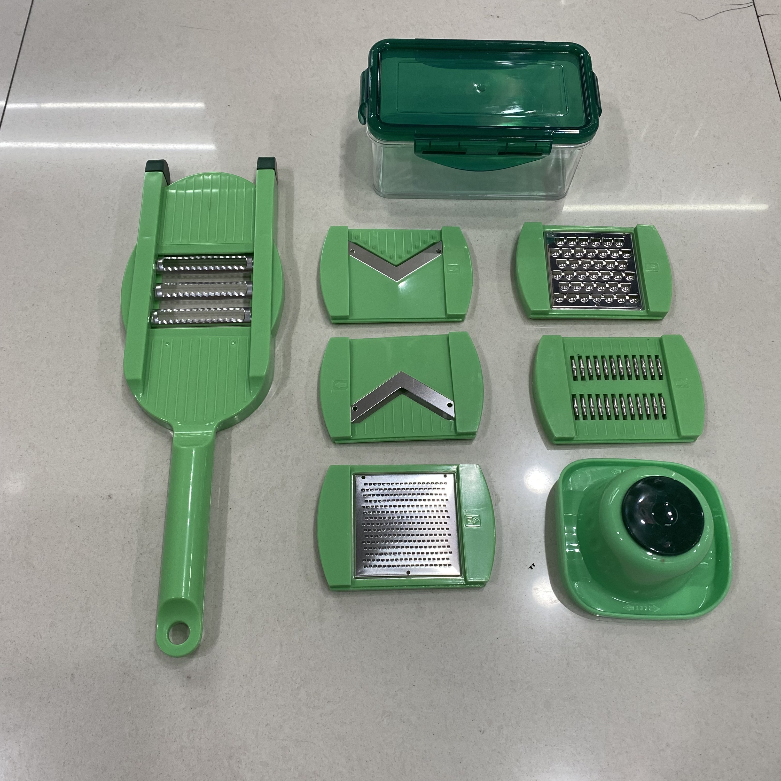 6 sets of all kinds of kitchen utensils, shredded radish, kitchen planer, vegetable slicer, shredded potatoes, slicer, and household peeler Application Scenario