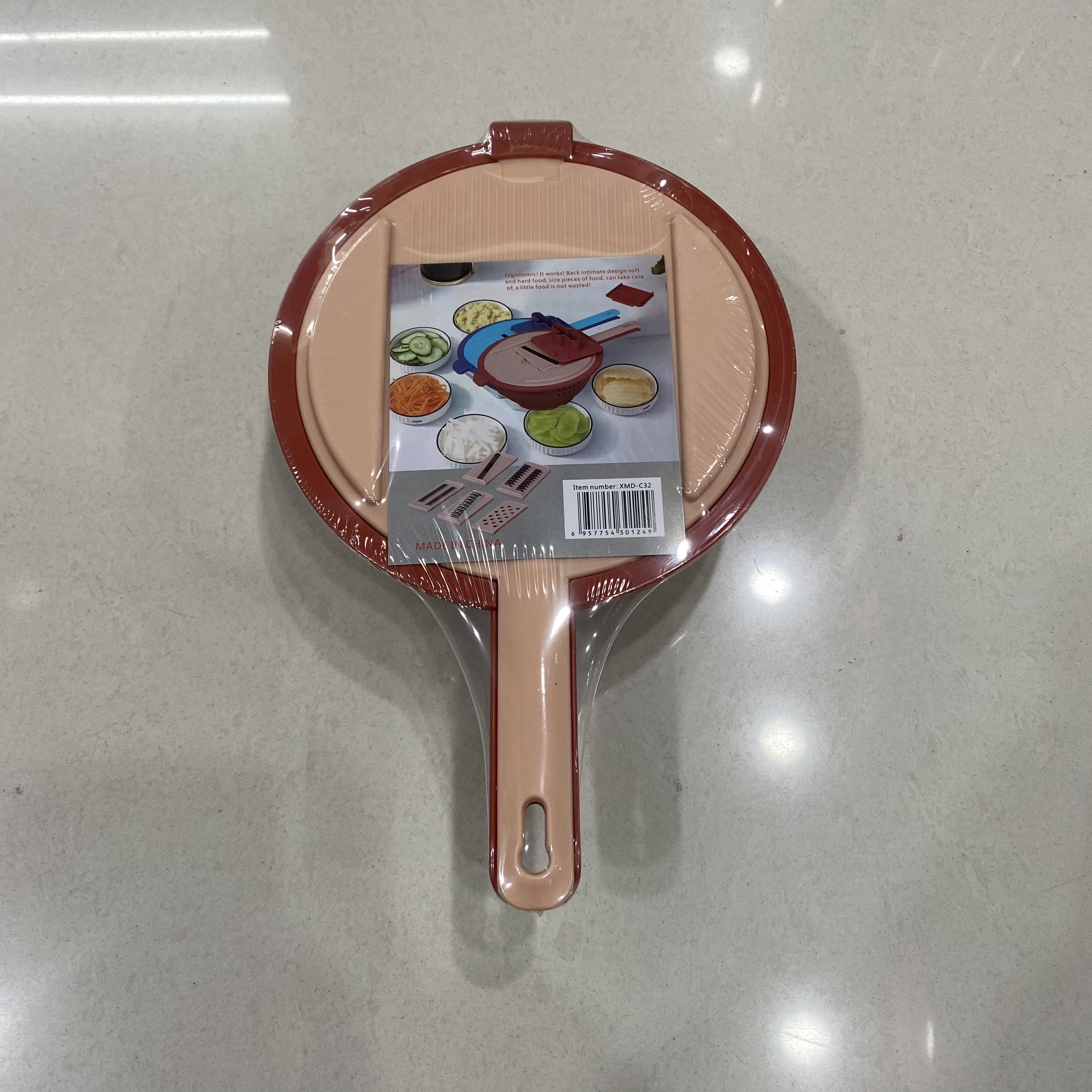 Vegetable cutter, kitchenware, grater, shredder, slicer, potato shreds, grater Application Scenario