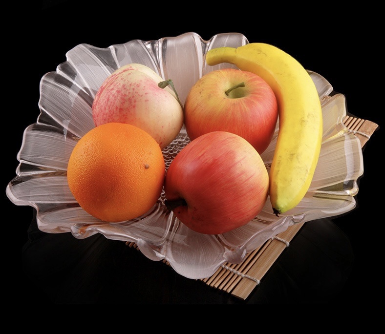 Transparent crystal fruit plate glass home decoration, fruit plate storage plate glass home decoration Application Scenario