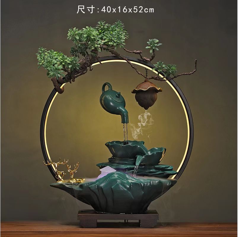 Outdoor simulated pig figurines, garden and courtyard decorations, resin handicrafts, pig sculptures, farm, restaurant and shopping mall displays