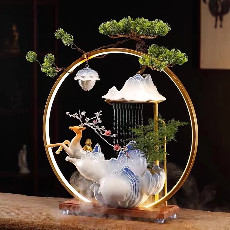 Outdoor simulated pig figurines, garden and courtyard decorations, resin handicrafts, pig sculptures, farm, restaurant and shopping mall displays Item Picture