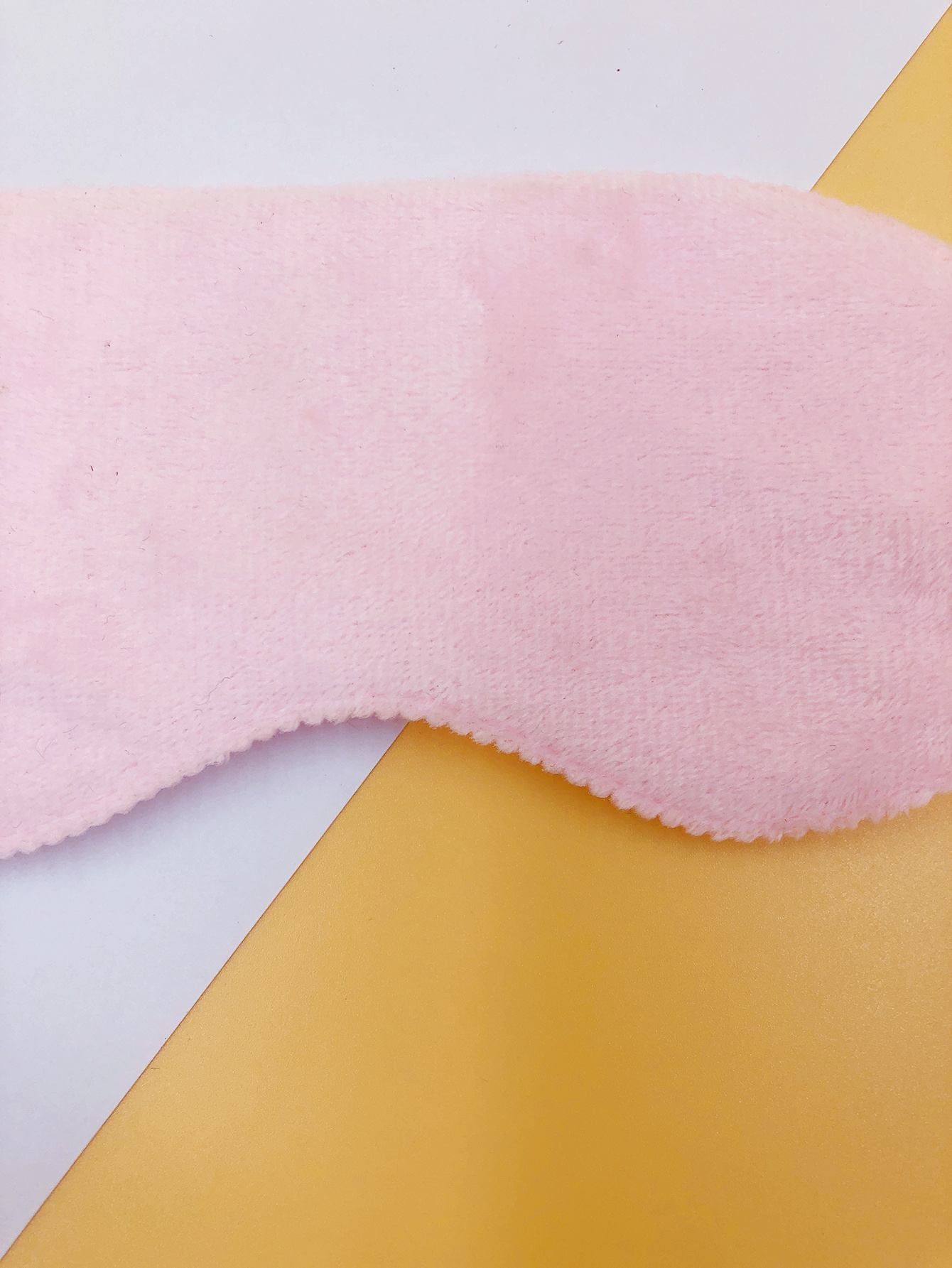 In-stock eye masks: Pink plush solid color eye masks, student sleep eye masks, breathable and light-blocking embroidered eye masks, plush eye masks, soft and comfortable, suitable for both men and women. Eye masks available for customization. Factory customization, sample production based on submission, and order production are all acceptable Specification image
