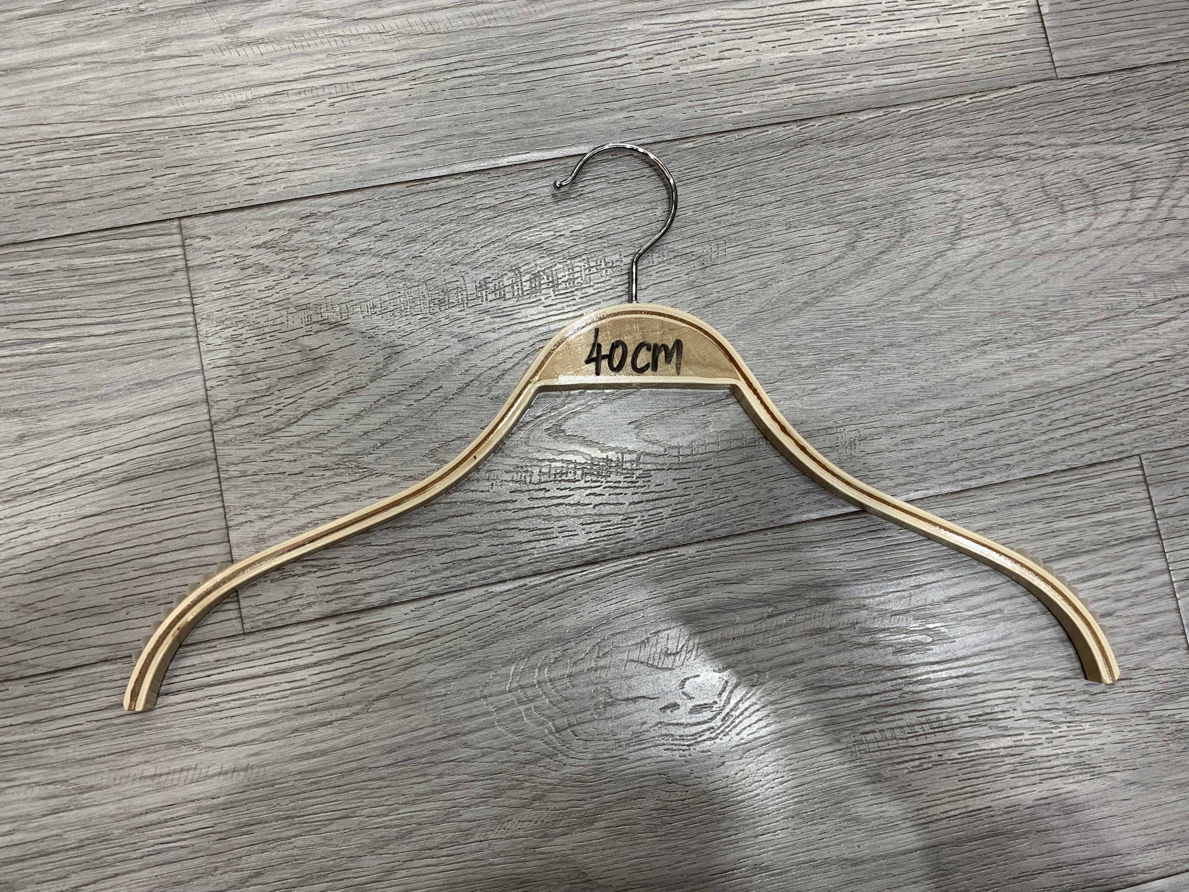 40公分夹板衣架图