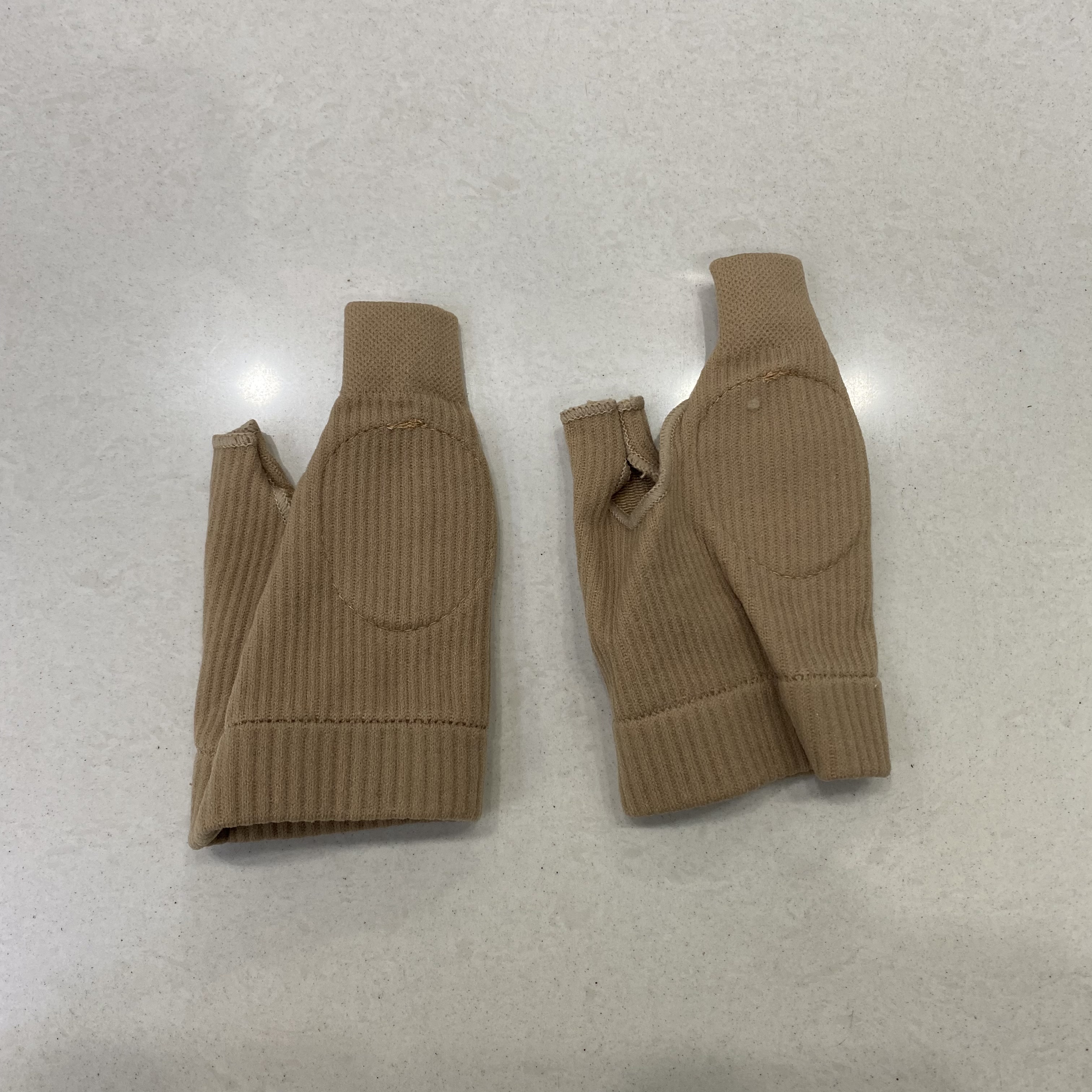 矫正器实物图