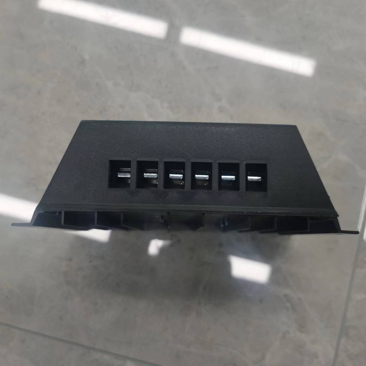 CM-5024 PWM Solar controller, PWM controller, solar controller Application Scenario