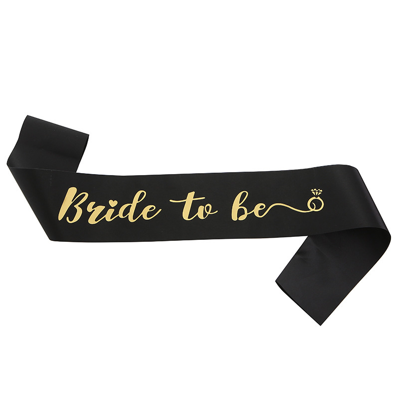 New European and American wedding party bride shoulder strap bride to be etiquette strap Gilded Bride sash belt Application Scenario