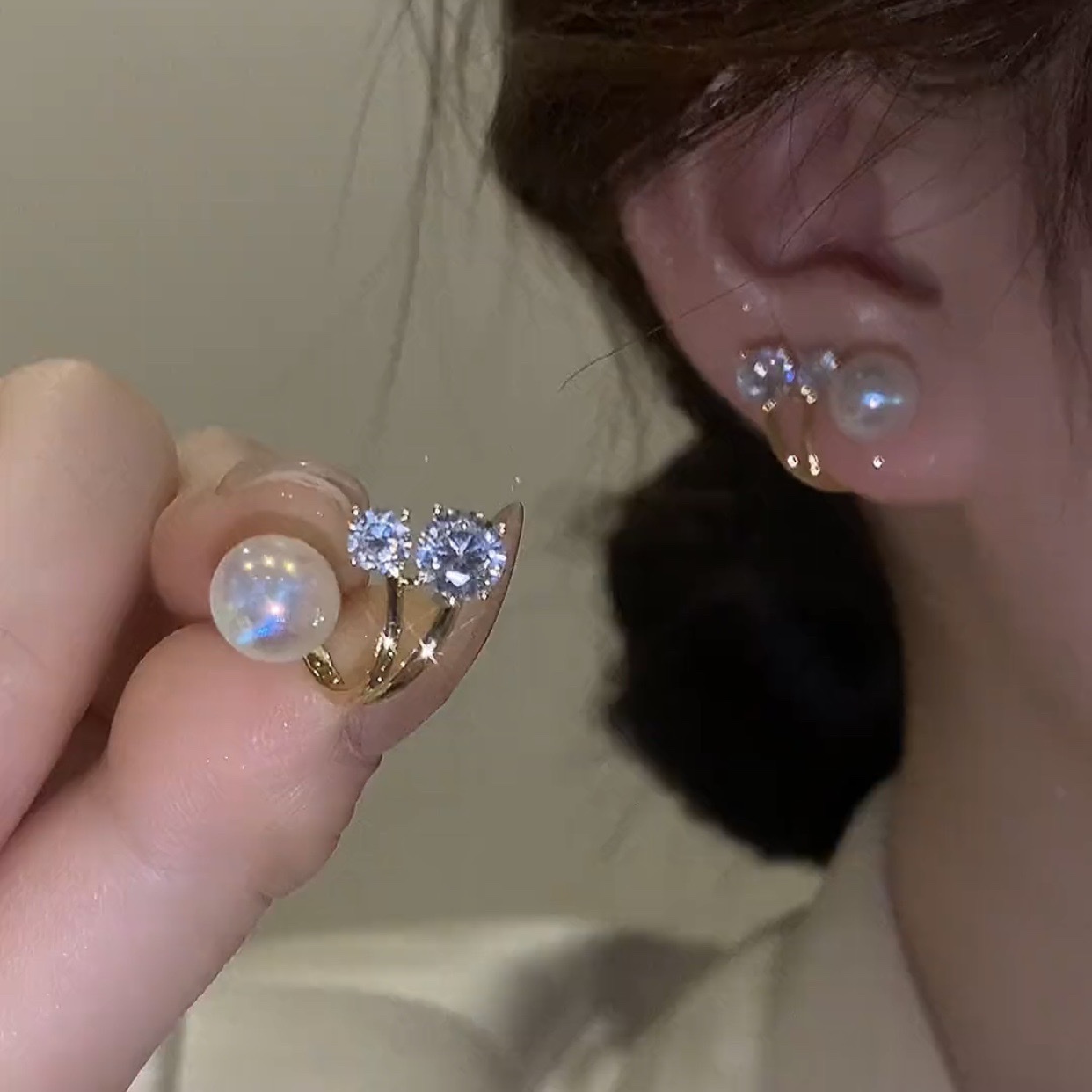 Korean micro-set diamond pearl silver needle earrings 2023 new trendy earrings, light luxury style earrings, stud earrings, women's pure silver 03