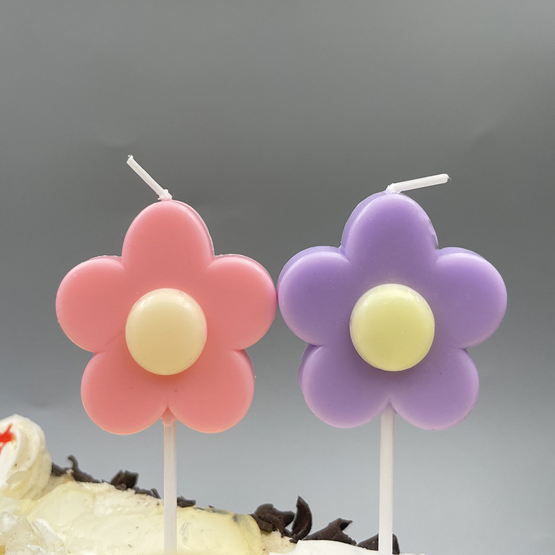 Colorful creative egg flower birthday candle manufacturer wholesale egg flower cake candles Application Scenario
