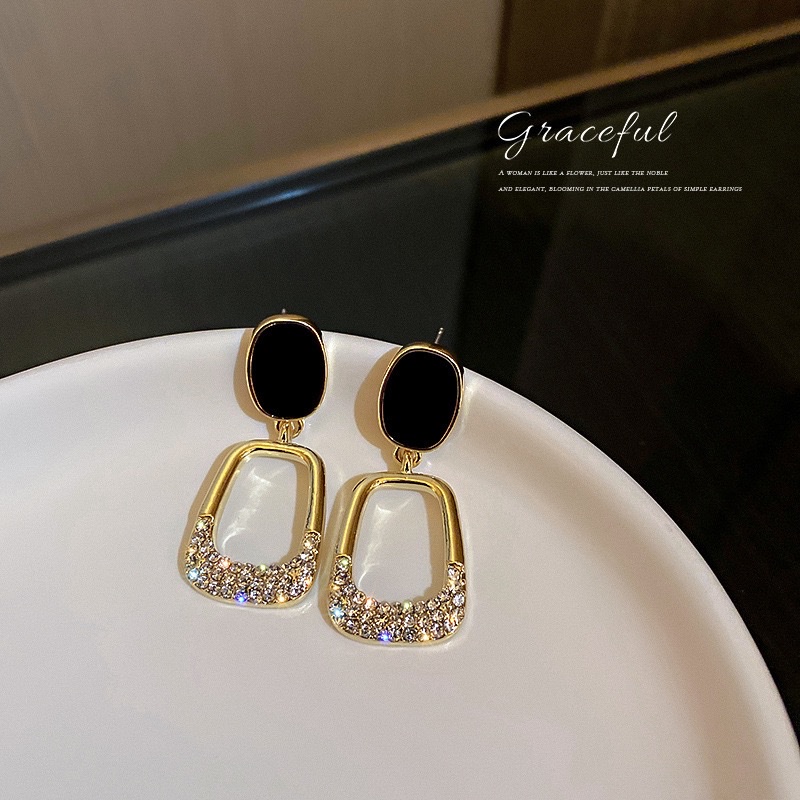 925 Silver Needle Fashionable and Individual Earrings, Geometric diamond-encrusted earrings, trendy and stylish design sense earrings 08 Specification image