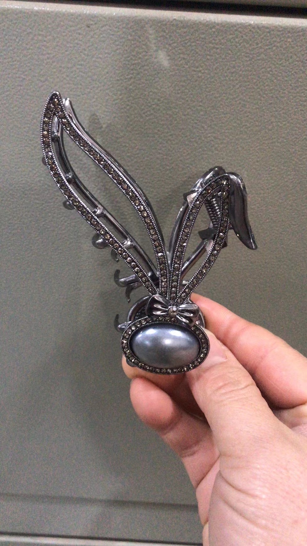 37523合金灰珍珠免子网红热销爆款