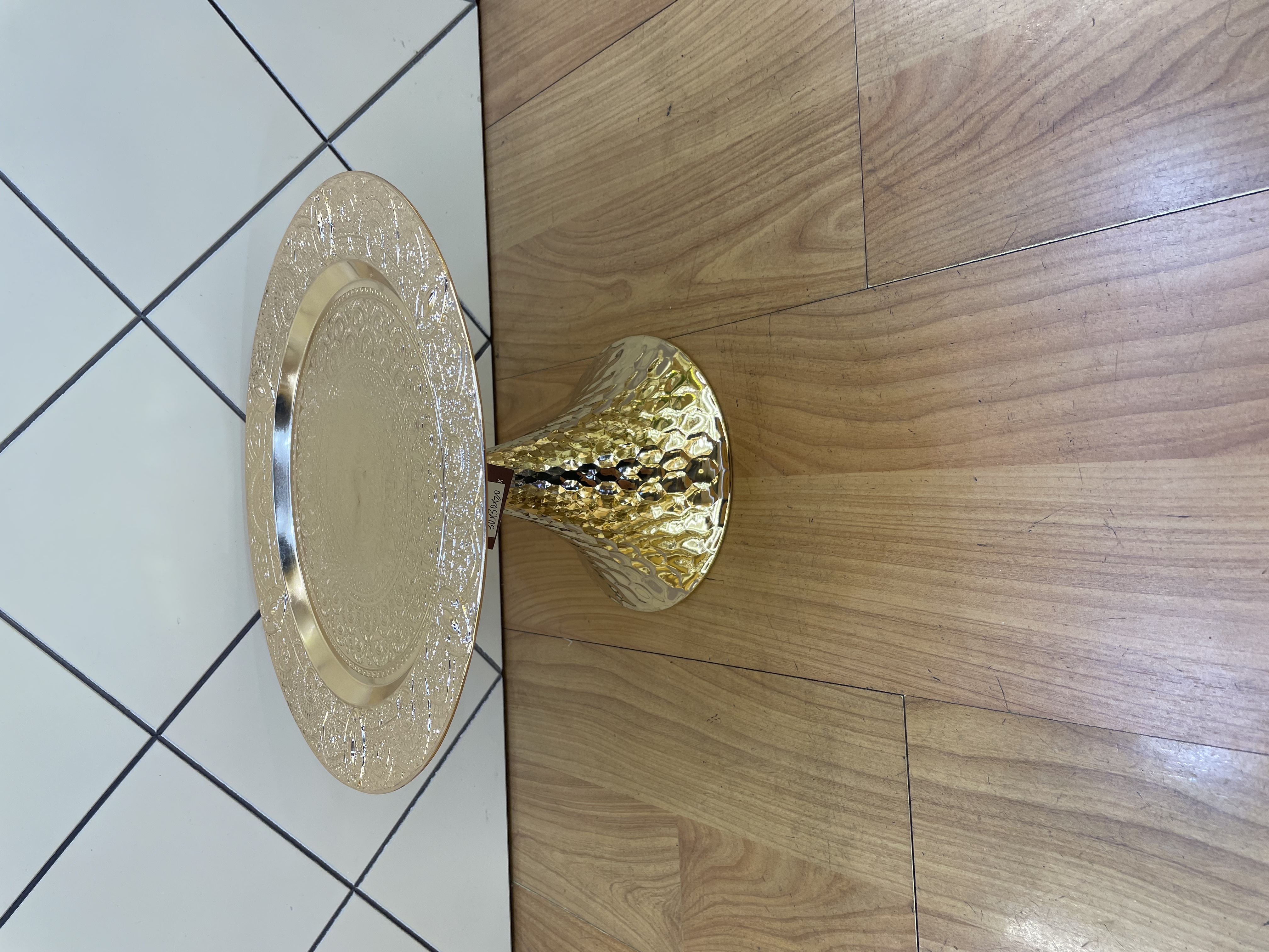 金属工艺品/巧克力饼干盘/果盘产品图