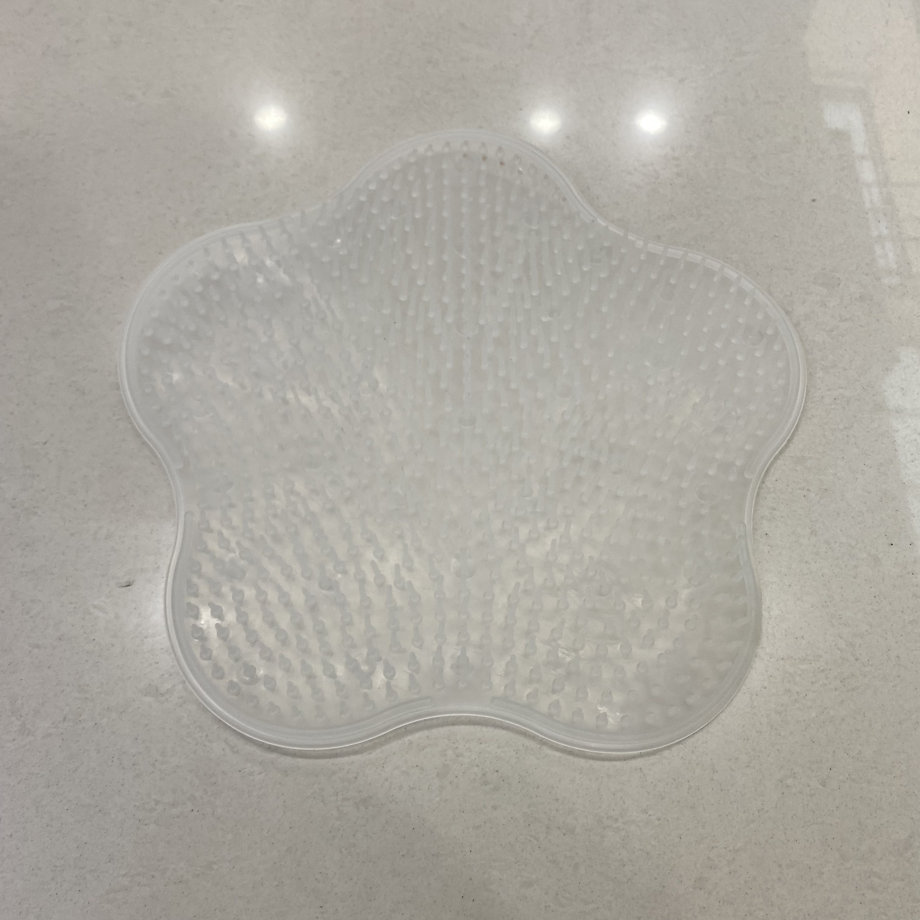 Masaje floral cepillo trasero ducha perezosa ducha ducha pies almohadilla de masaje ventosa de silicona baño almohadilla de ducha Application Scenario