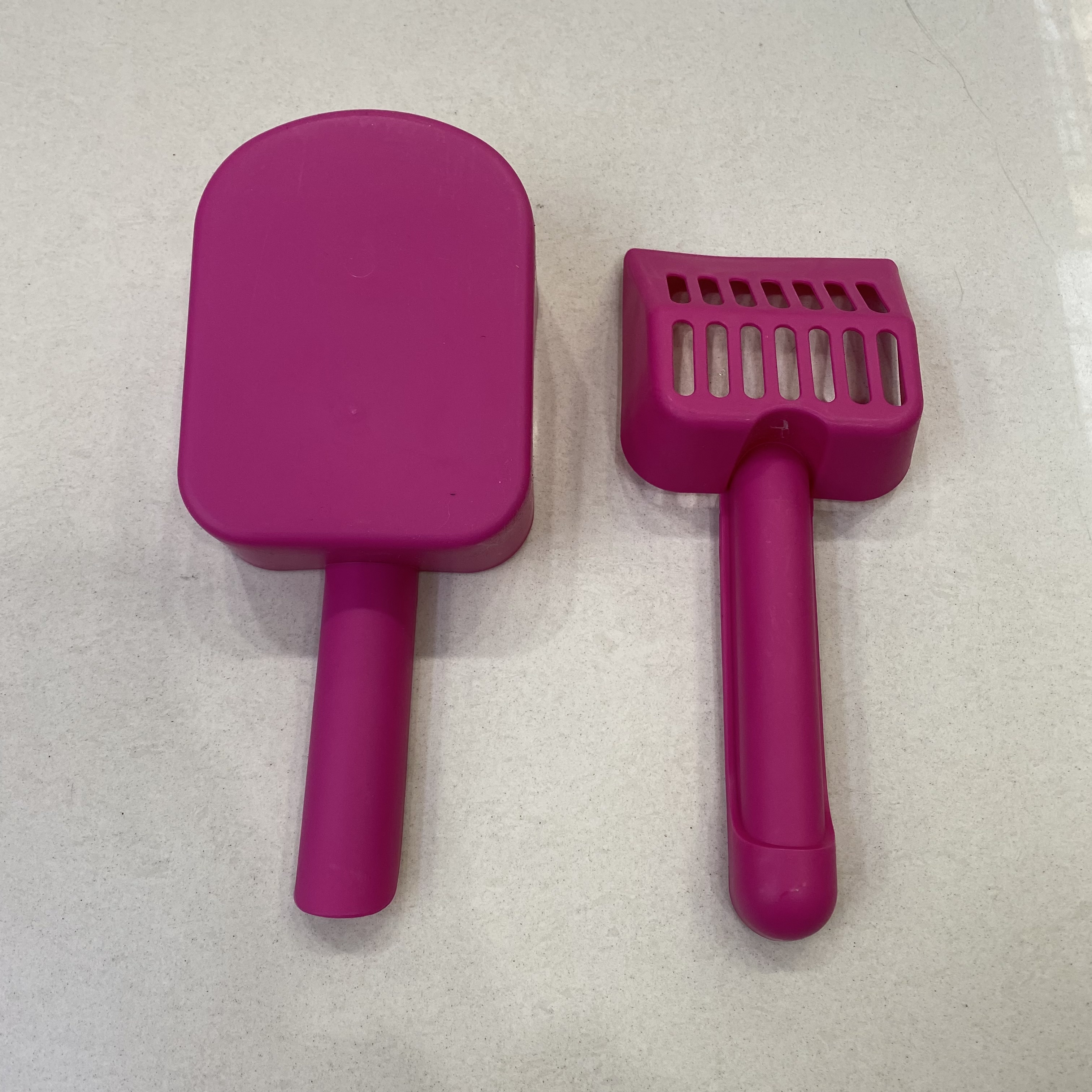 狗狗罐头、零食实物图