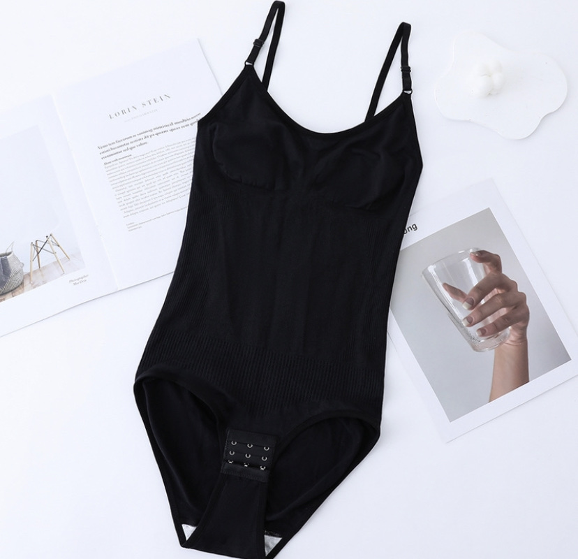 European and American large-sized postpartum buttocks lifting seamless shaping garment, women's corset, halter belly slimming and body shaping one-piece underwear