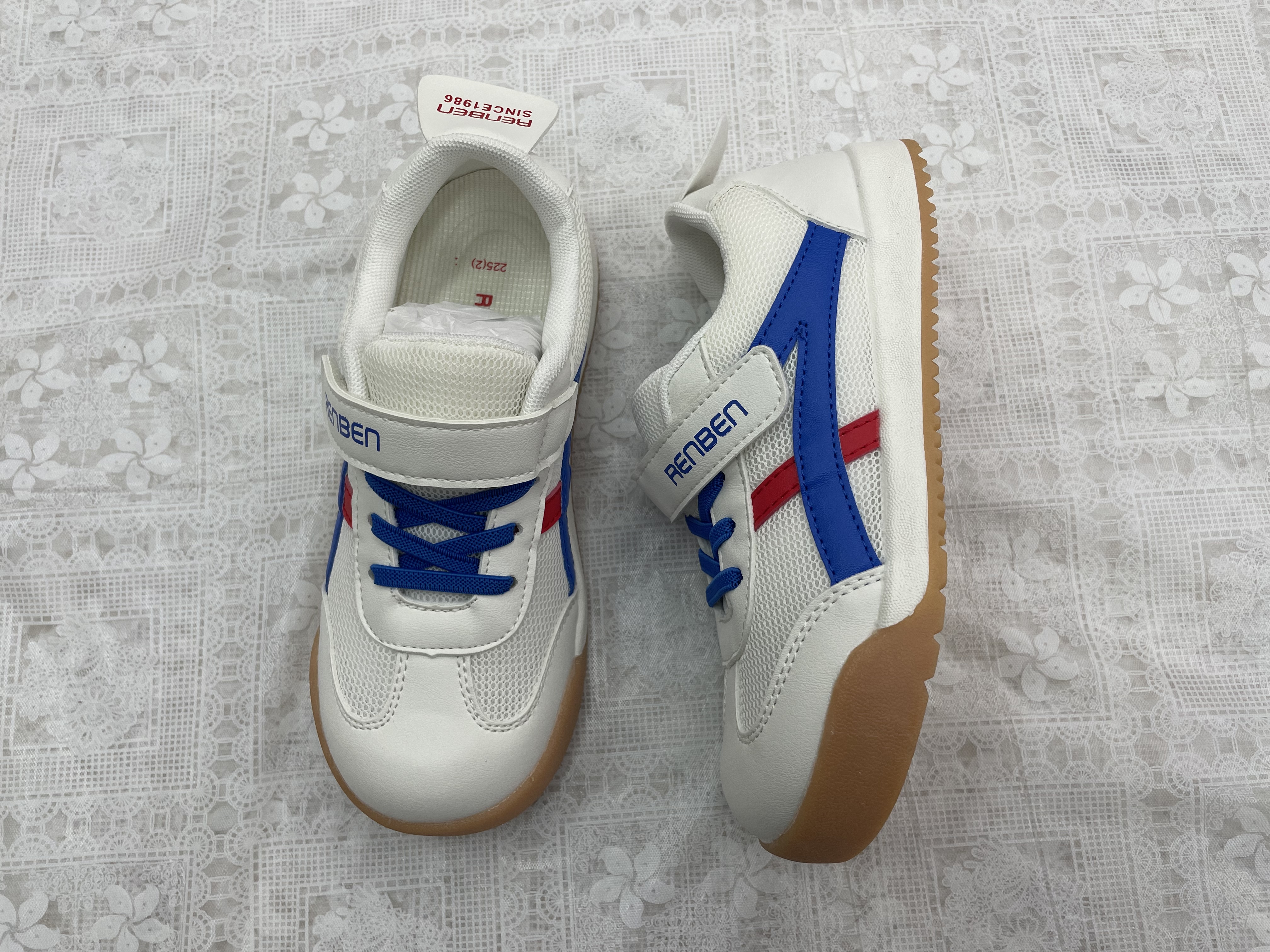 Renben comfortable and breathable mesh children's shoes Specification image
